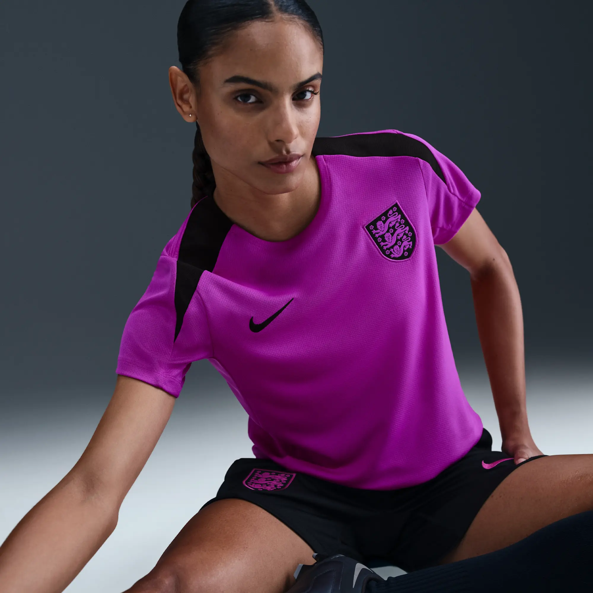 England Strike Women's Nike Dri-FIT Football Short-Sleeve Top - Purple - Recycled Polyester