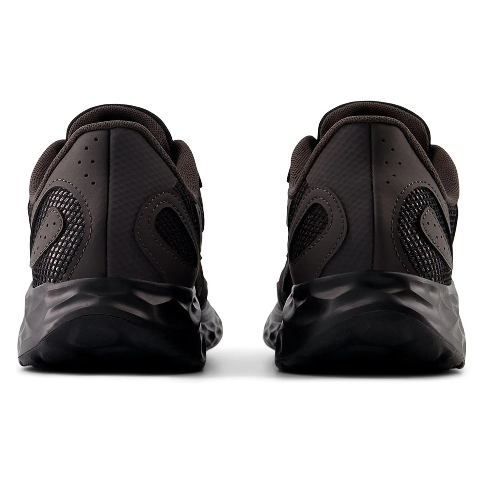 New Balance Fresh Foam Arishi V4 Tiralux Trainers