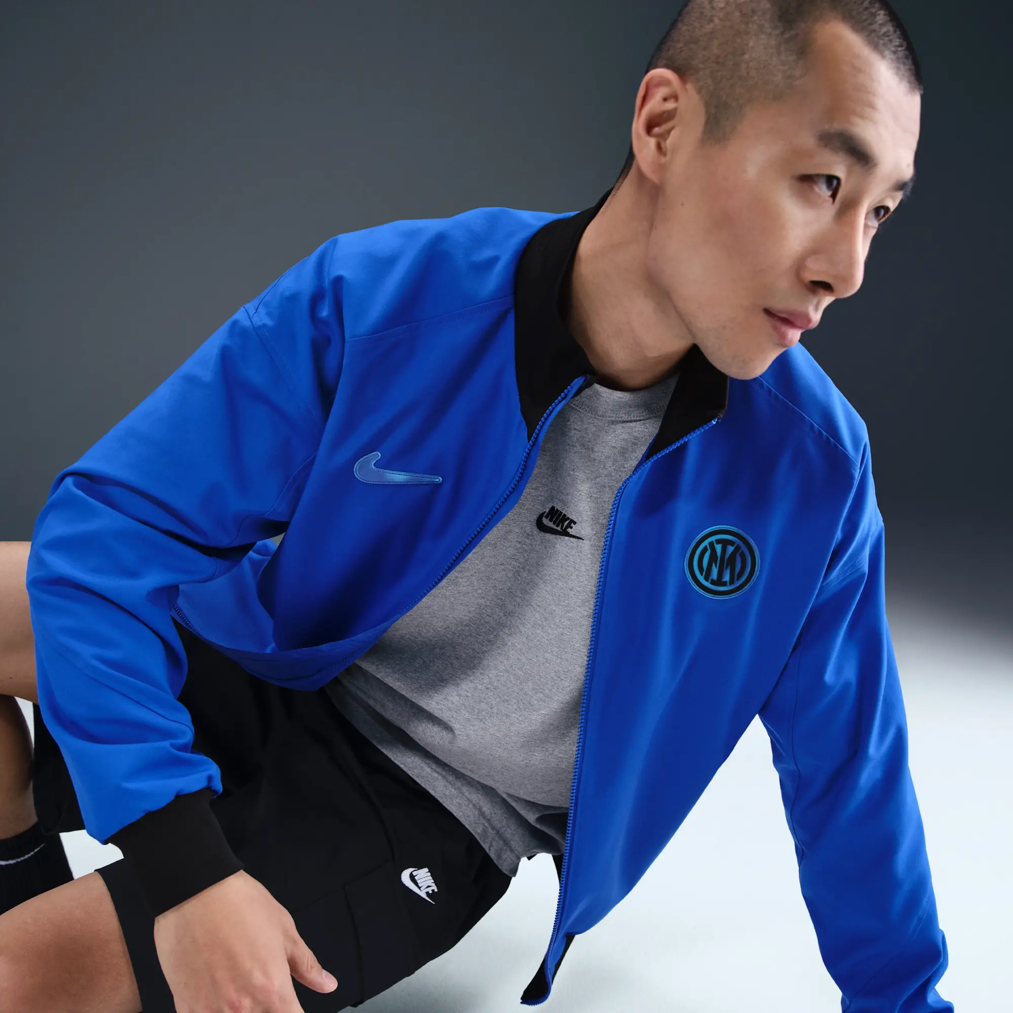主役級【Nike ナイキ】Inter Milan テックフリース ジャケット Inter Milan Strike Men's Nike Dri-FIT Football Anthem Jacket