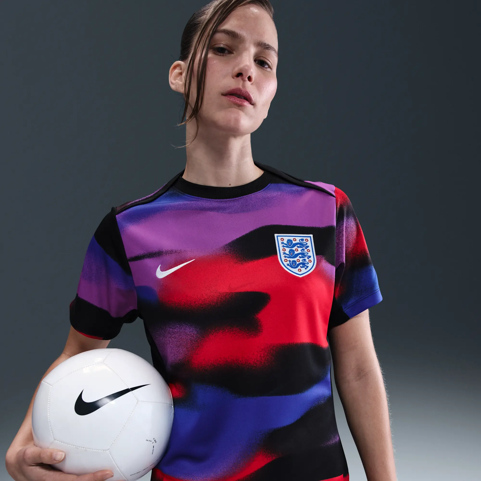 England Academy Pro Women's Nike Dri-FIT Football Pre-Match Short-Sleeve Top - Blue - Recycled Polyester