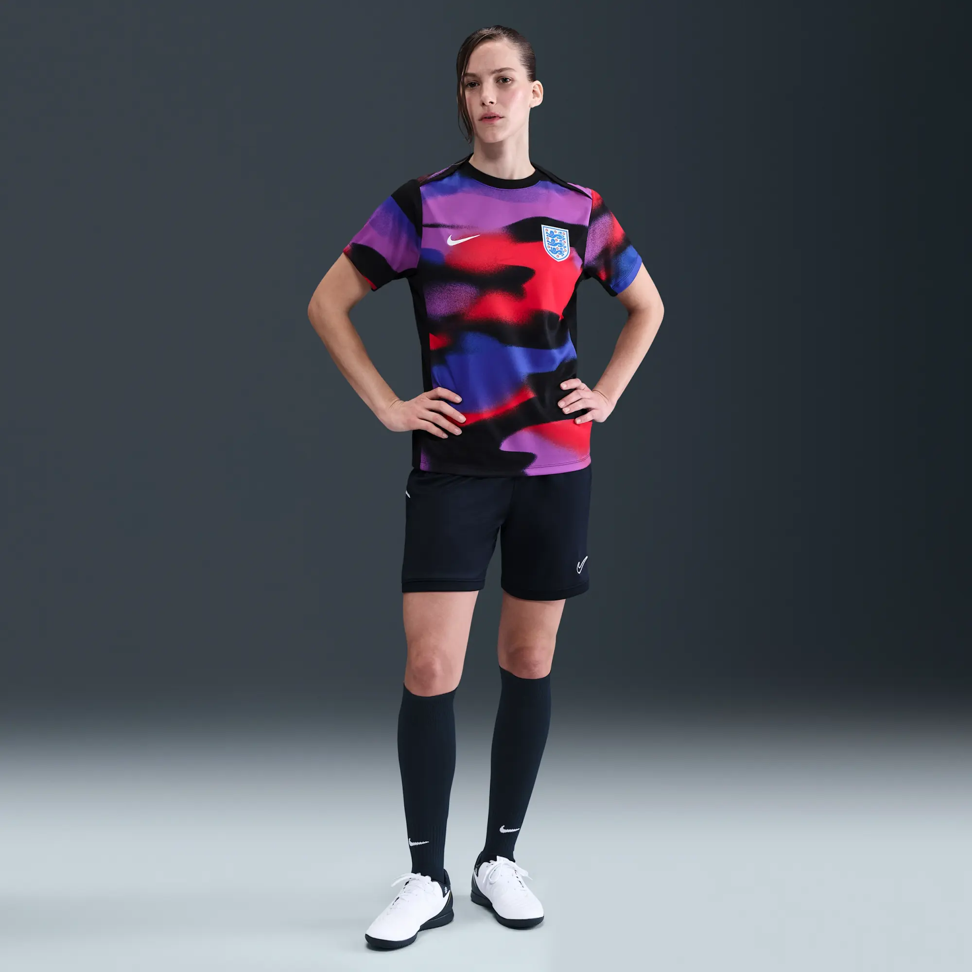 England Academy Pro Women's Nike Dri-FIT Football Pre-Match Short-Sleeve Top - Blue - Recycled Polyester