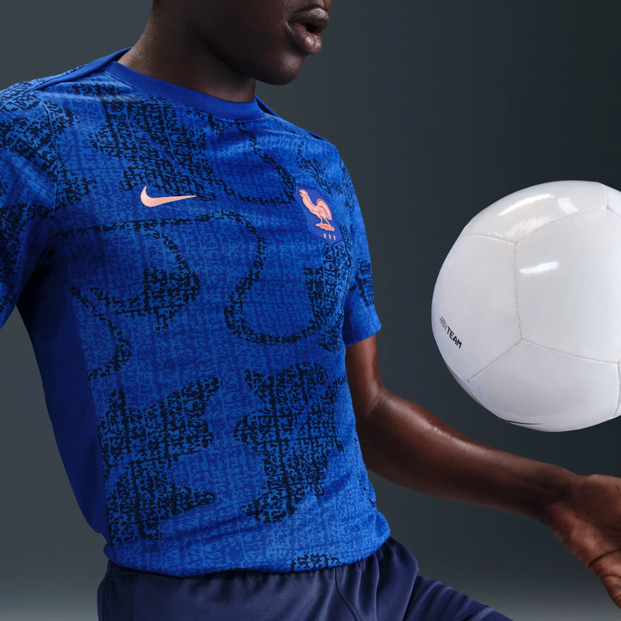 FFF Academy Pro Men's Nike Dri-FIT Football Pre-Match Short-Sleeve Top - Blue - Recycled Polyester