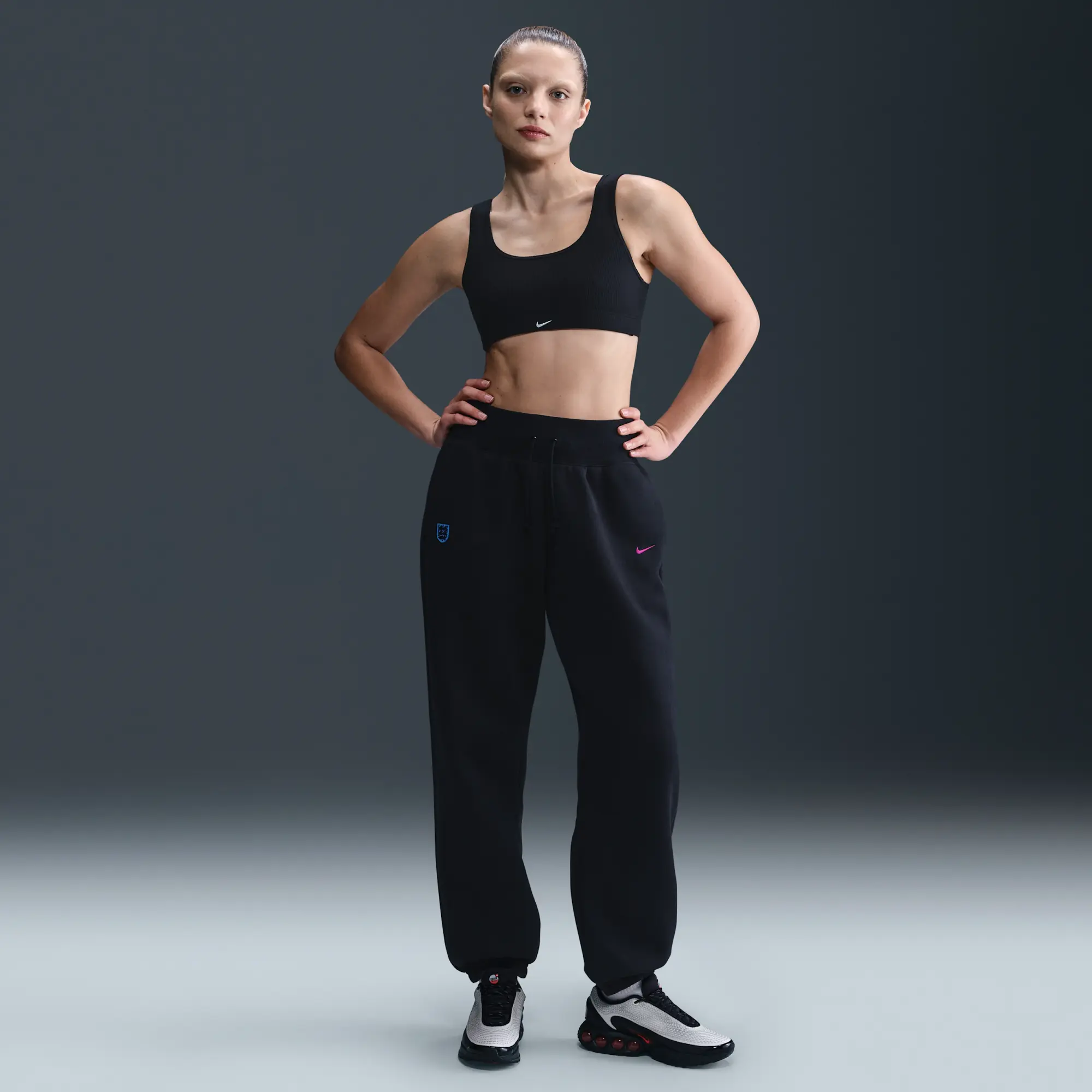 England Phoenix Fleece Women's Nike Football High-Waisted Oversized Pants - Black - Fleece > Phoenix Fleece