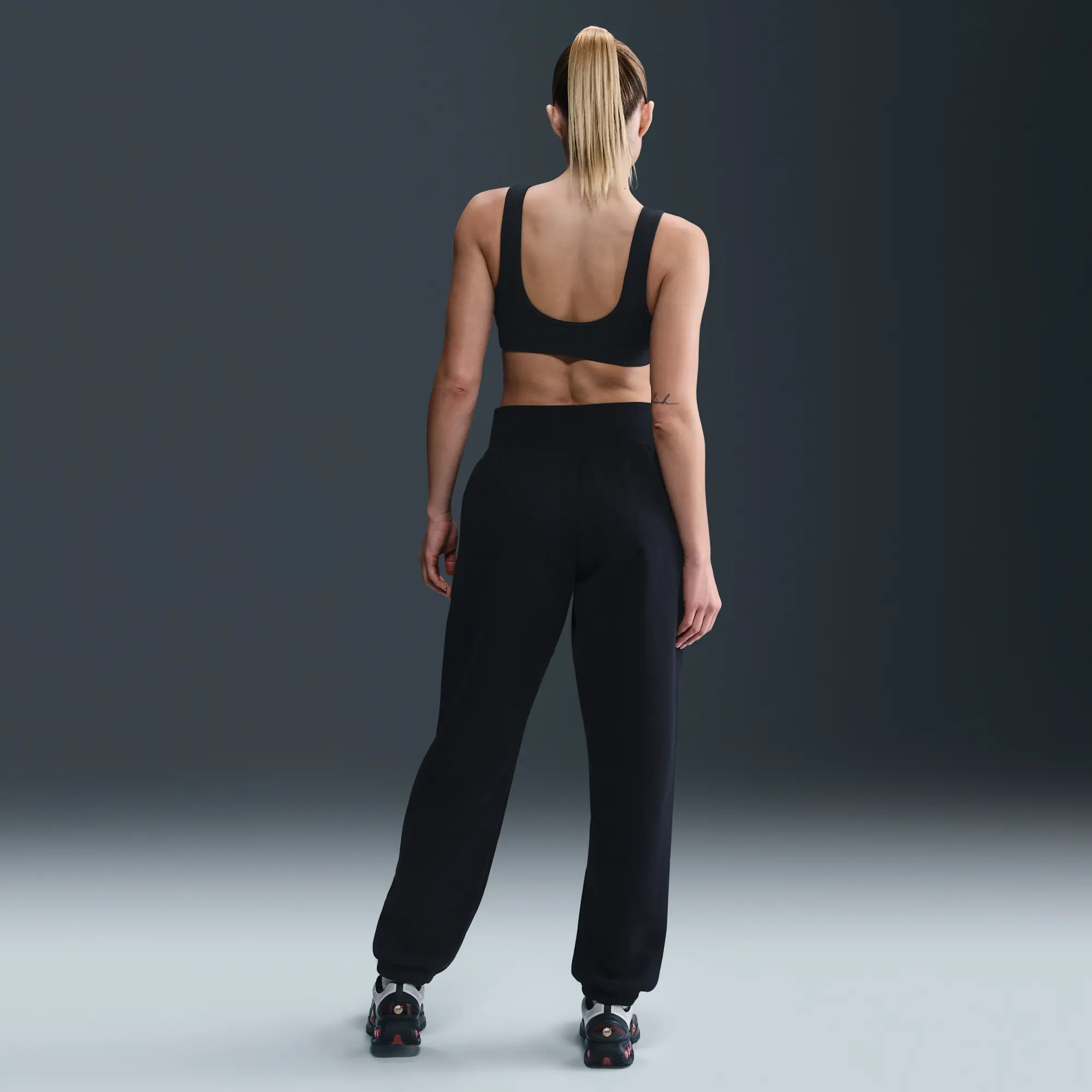 England Phoenix Fleece Women's Nike Football High-Waisted Oversized Pants - Black - Fleece > Phoenix Fleece