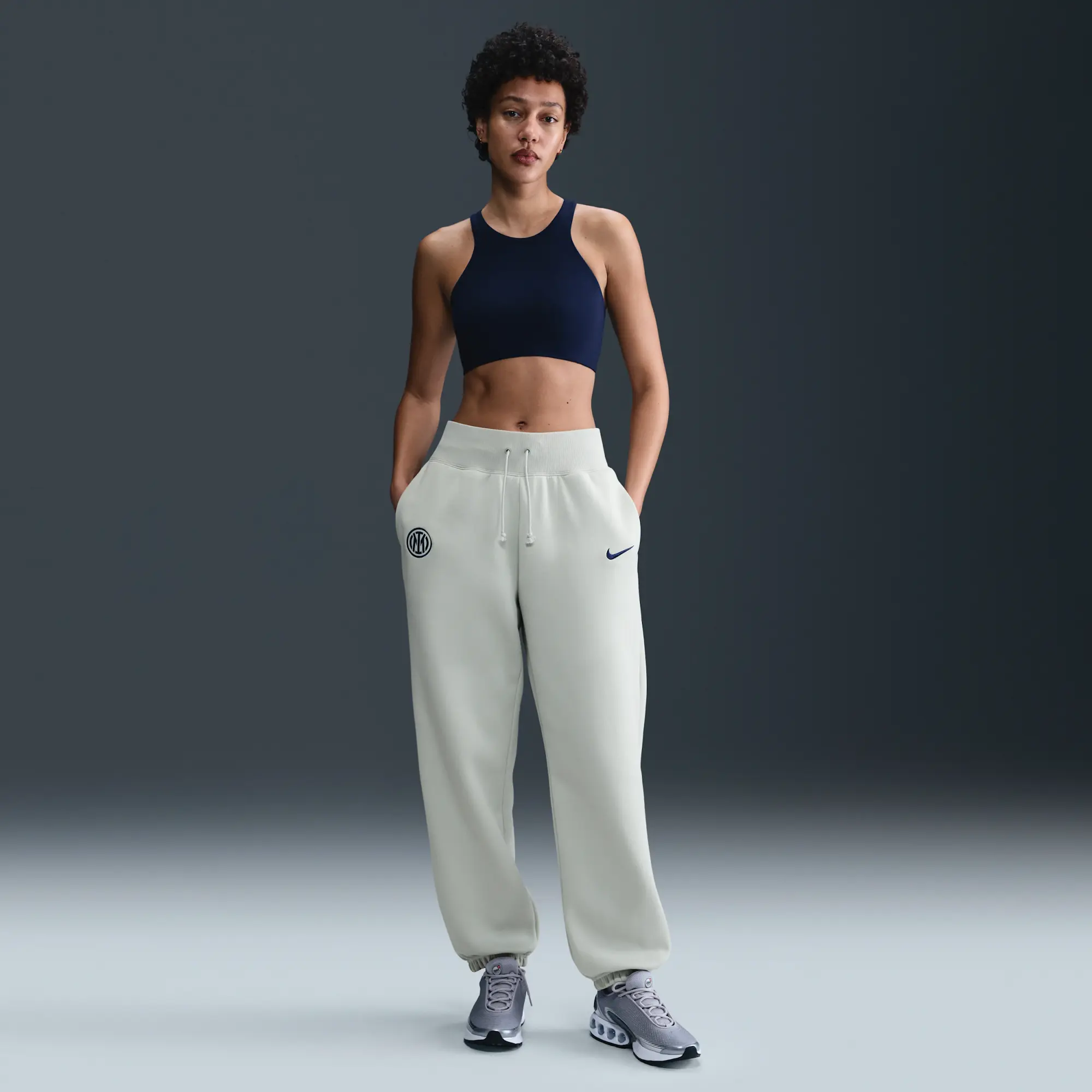 Inter Milan Phoenix Fleece Women's Nike Football High-Waisted Oversized Pants - Grey - Fleece > Phoenix Fleece