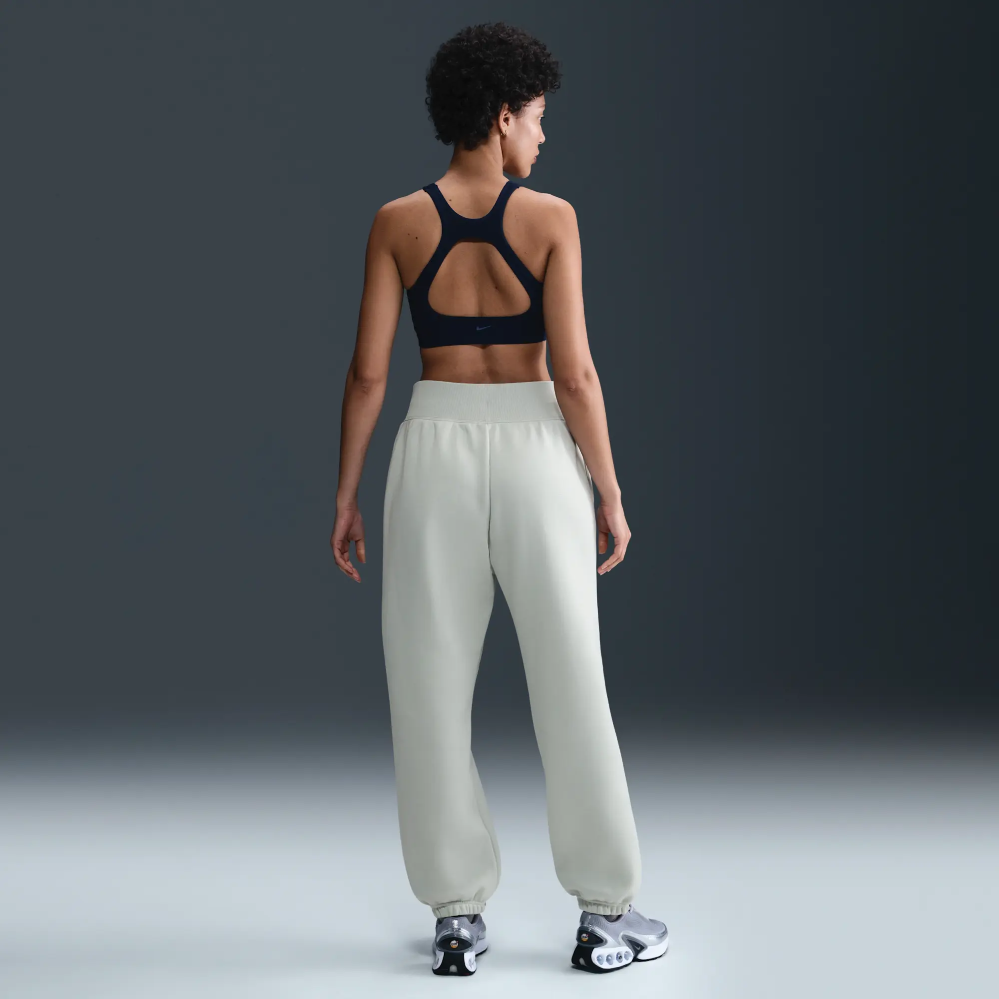 Inter Milan Phoenix Fleece Women's Nike Football High-Waisted Oversized Pants - Grey - Fleece > Phoenix Fleece