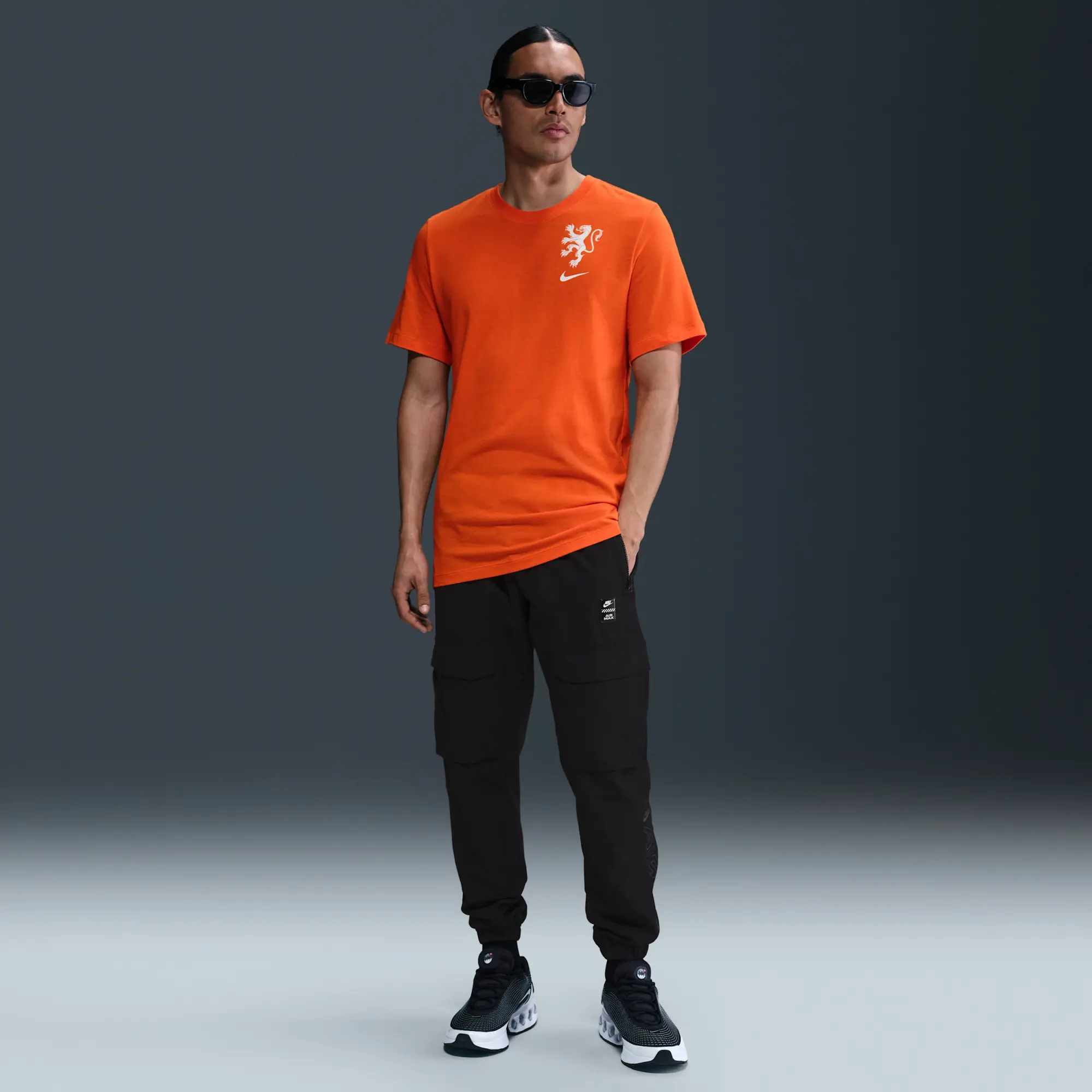 Netherlands Men's Nike Football T-Shirt - Orange