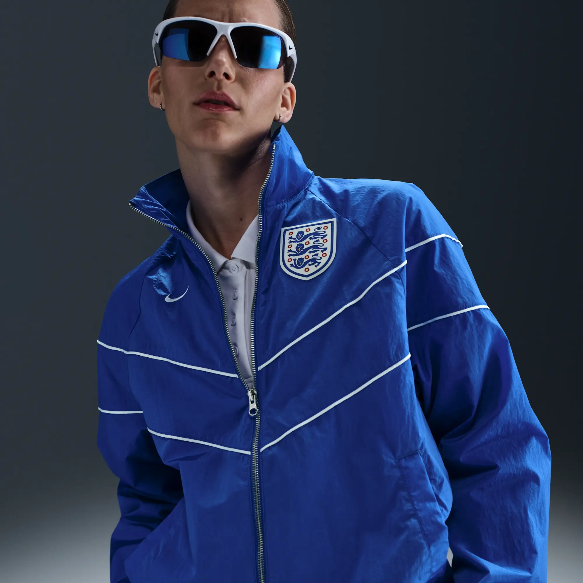England Windrunner Women's Nike Football UV Woven Jacket - Blue - Nylon