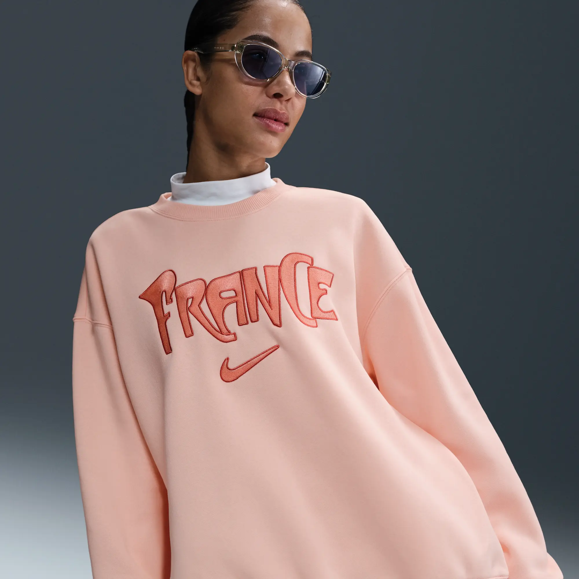France Phoenix Fleece Women's Nike Football Oversized Crew-Neck Sweatshirt - Pink - Cotton/Polyester