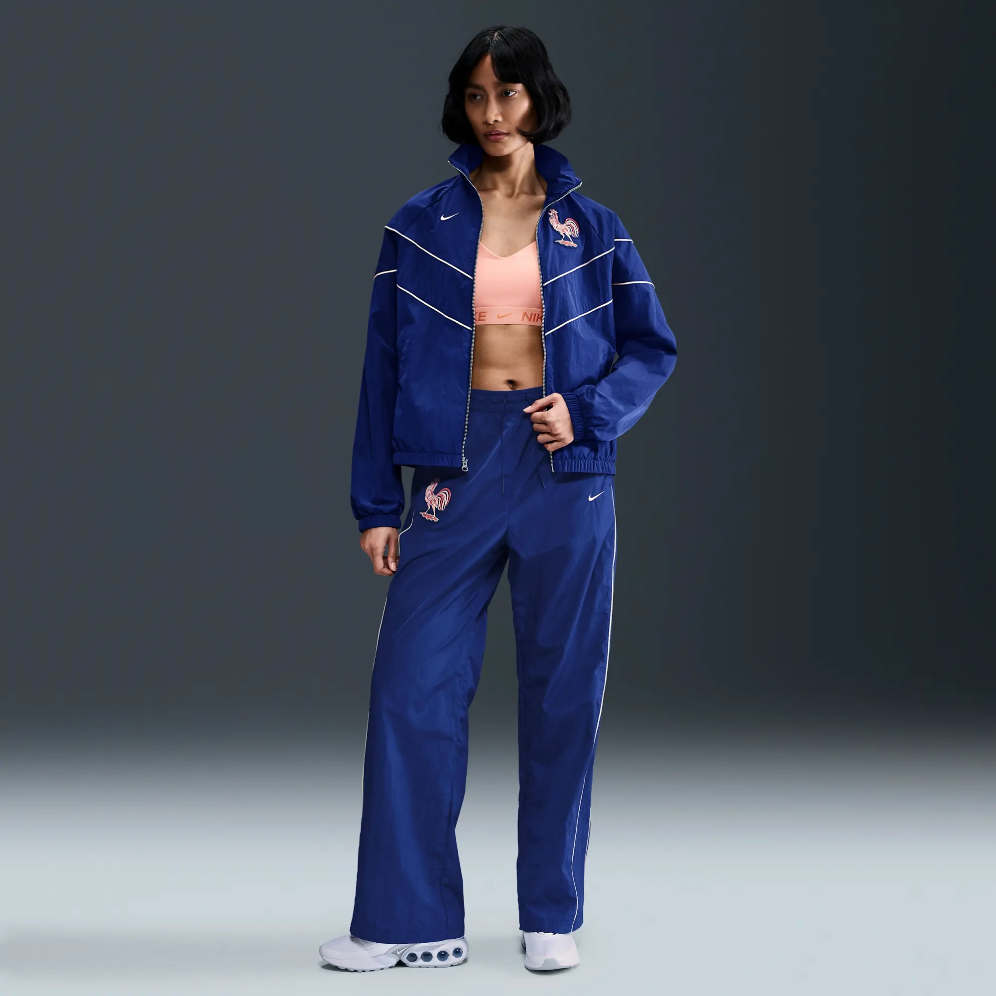 FFF Windrunner Women's Nike Football UV Woven Jacket - Blue - Nylon