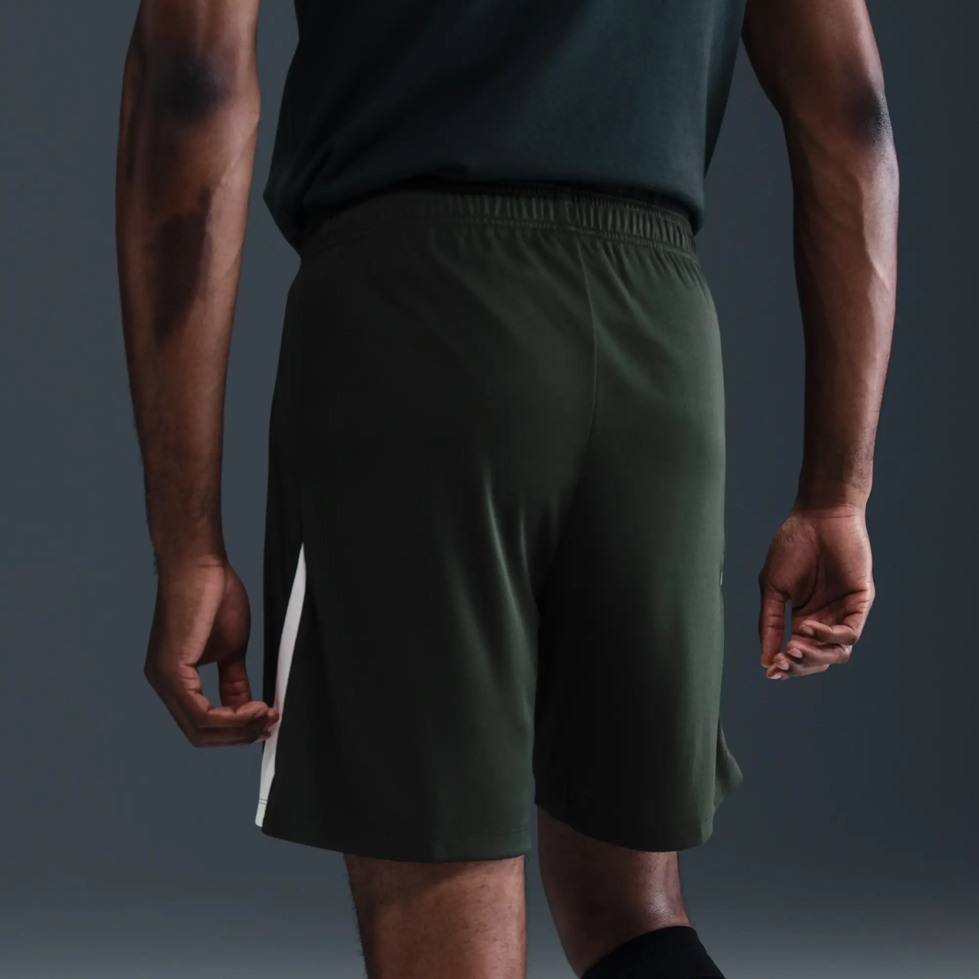 Chelsea F.C. Strike Men's Nike Dri-FIT Football Knit Shorts - Green - Recycled Polyester