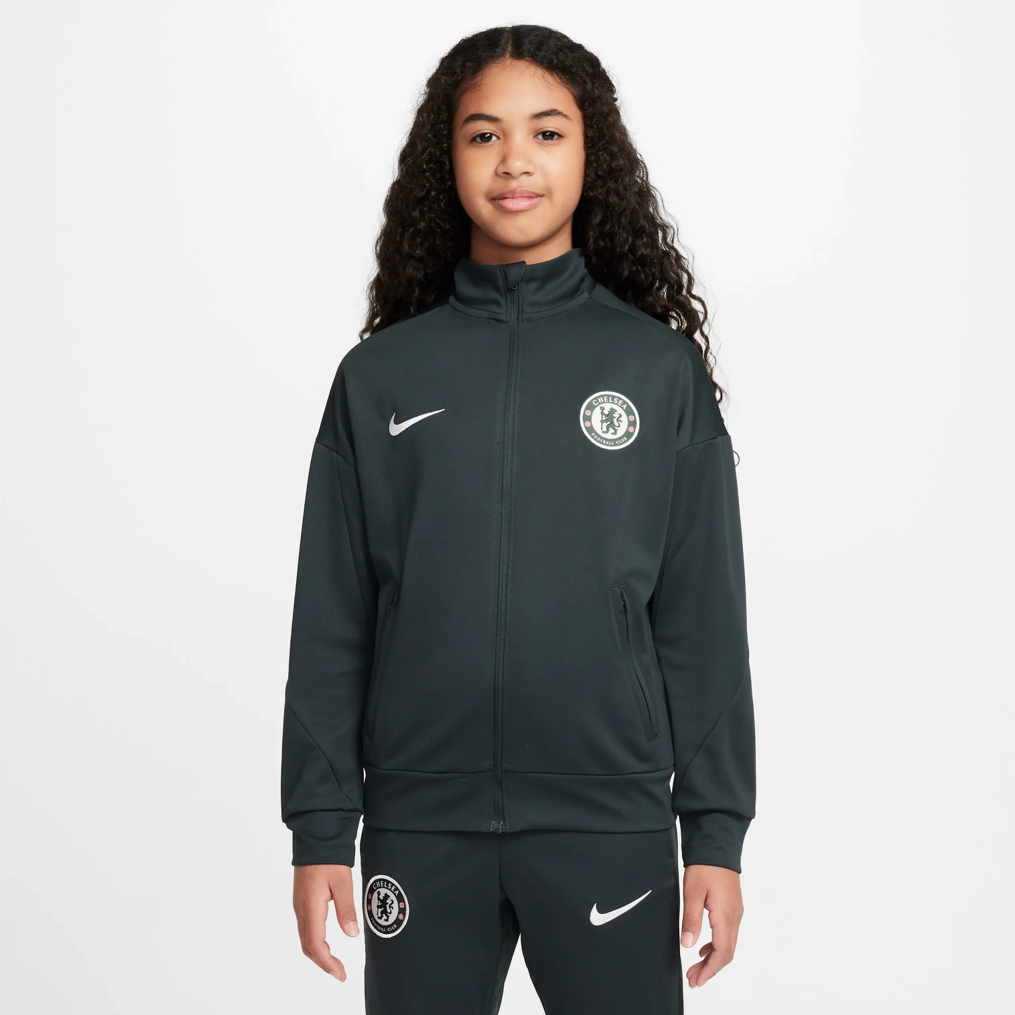 Chelsea F.C. Academy Pro Older Kids' Nike Dri-FIT Football Knit Tracksuit - Green - Sustainable Materials