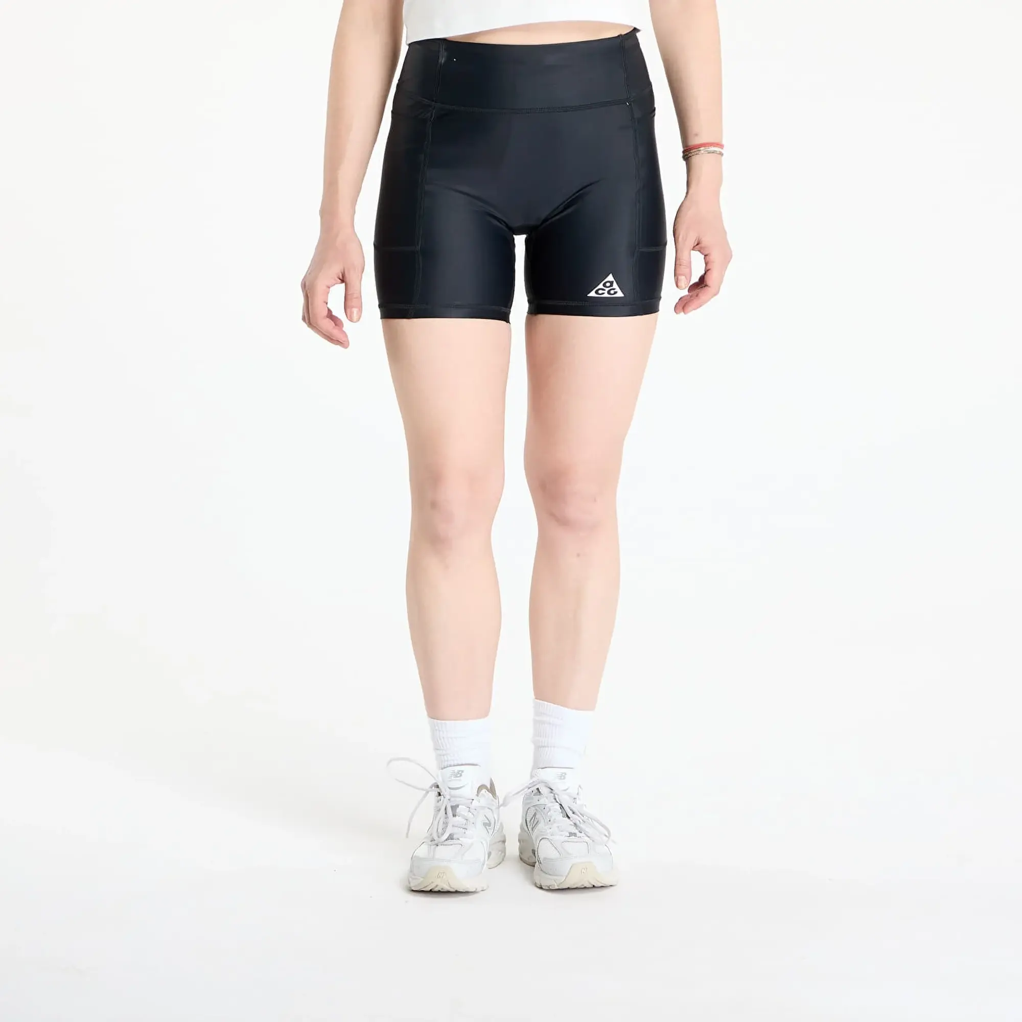 Shorts Nike Acg "Tree Frog" Women's Dri-Fit Adv Mid-Rise 6" Shorts Black/ Black/ Summit White S
