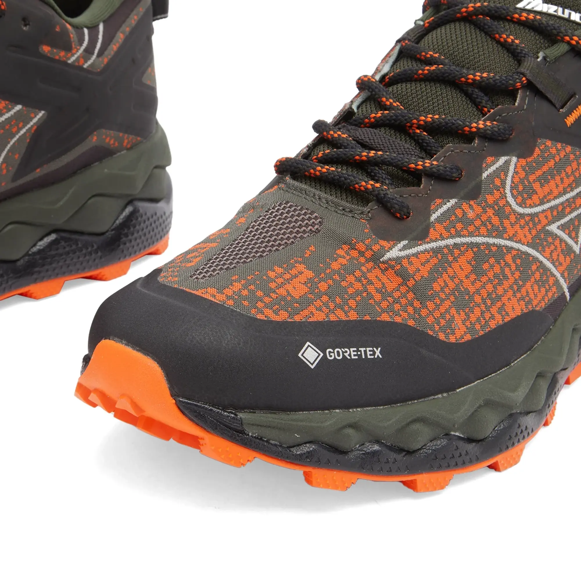 Mizuno Men's x Maharishi Wave Mujin Sneaker Vibrant Orange/Cool Grey/Pine Grove