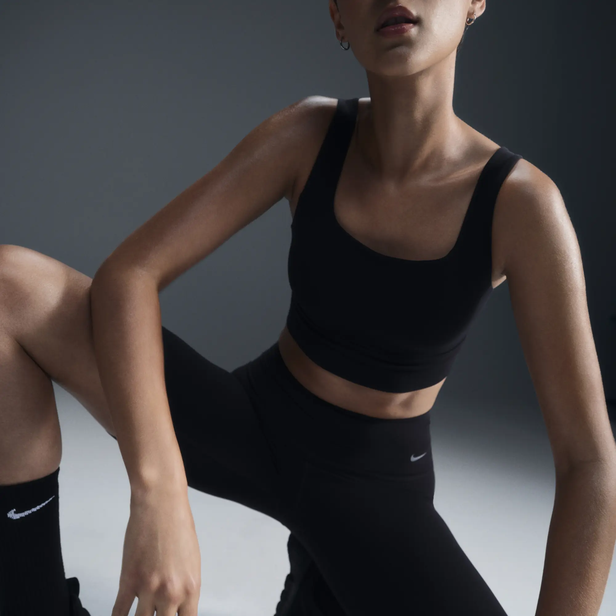 Nike Women's Dri Fit Zenvy HR 8" Short Black/Black