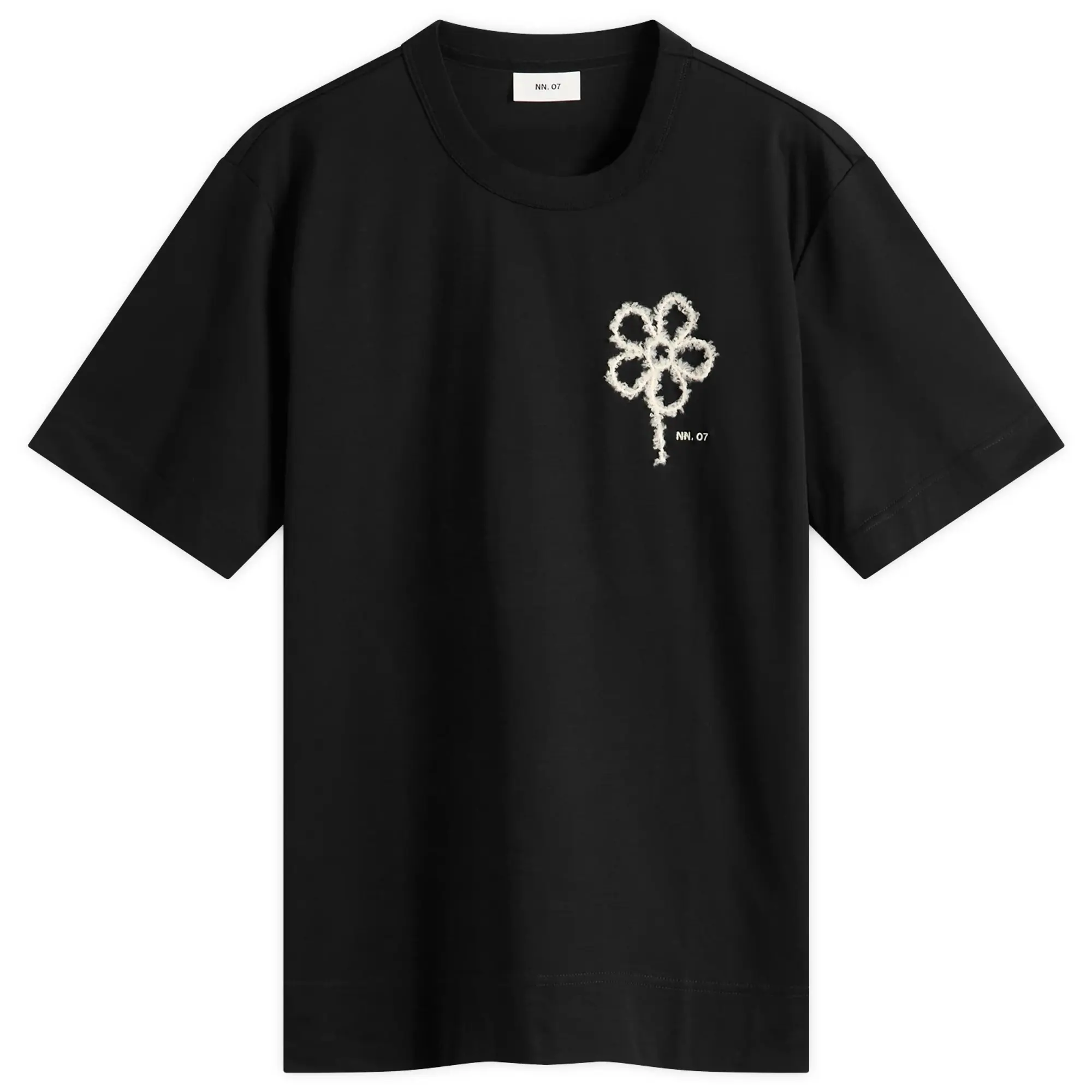 NN07 Men's Pedro Embroidered Flower T-Shirt Black