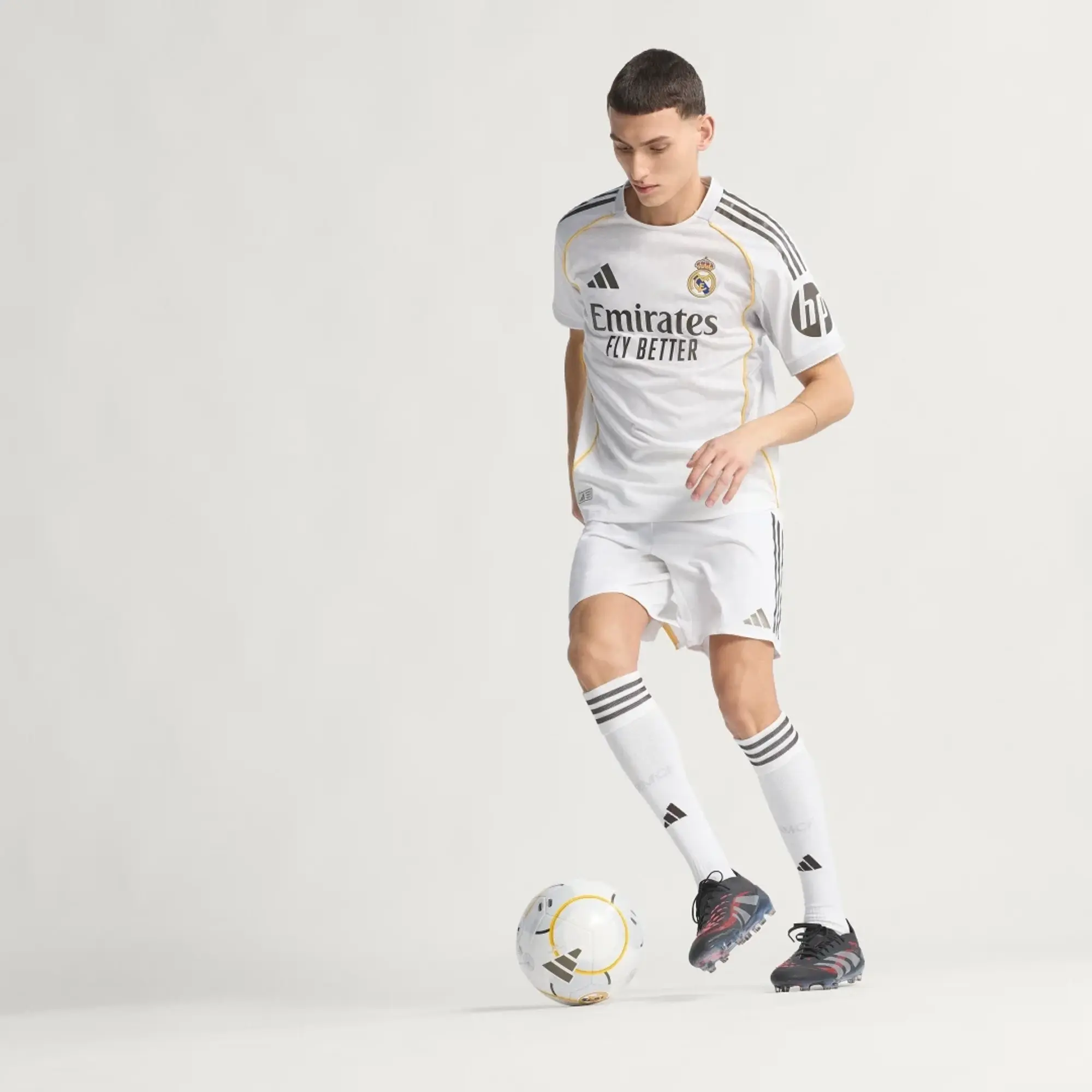 adidas Real Madrid 25/26 Home Authentic Jersey