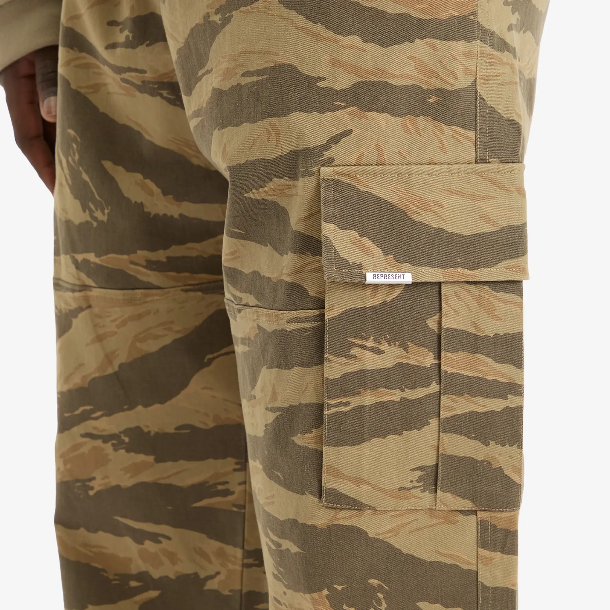 Represent Men's Standard Cargo Pant Camo