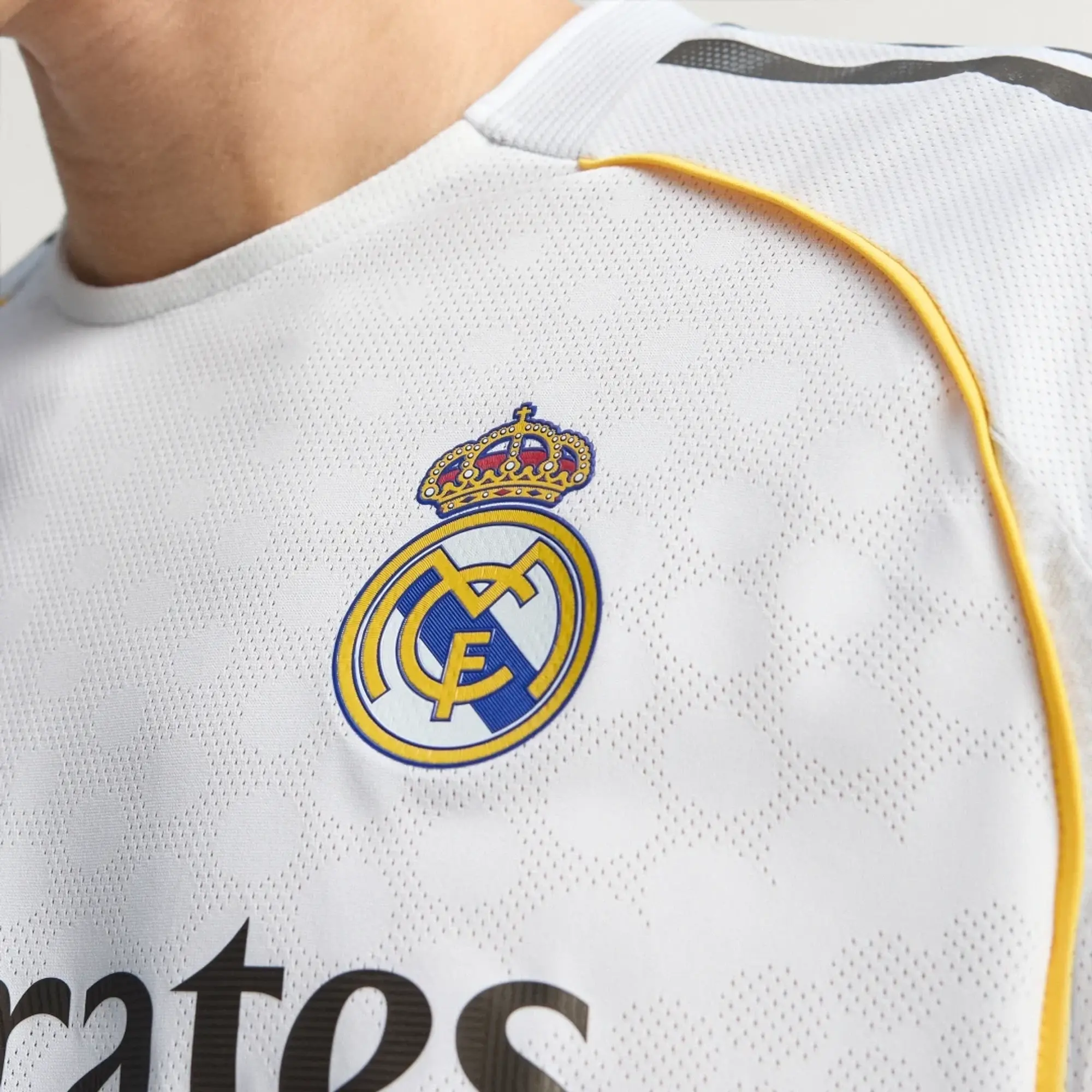adidas Real Madrid 25/26 Long Sleeve Home Authentic Jersey