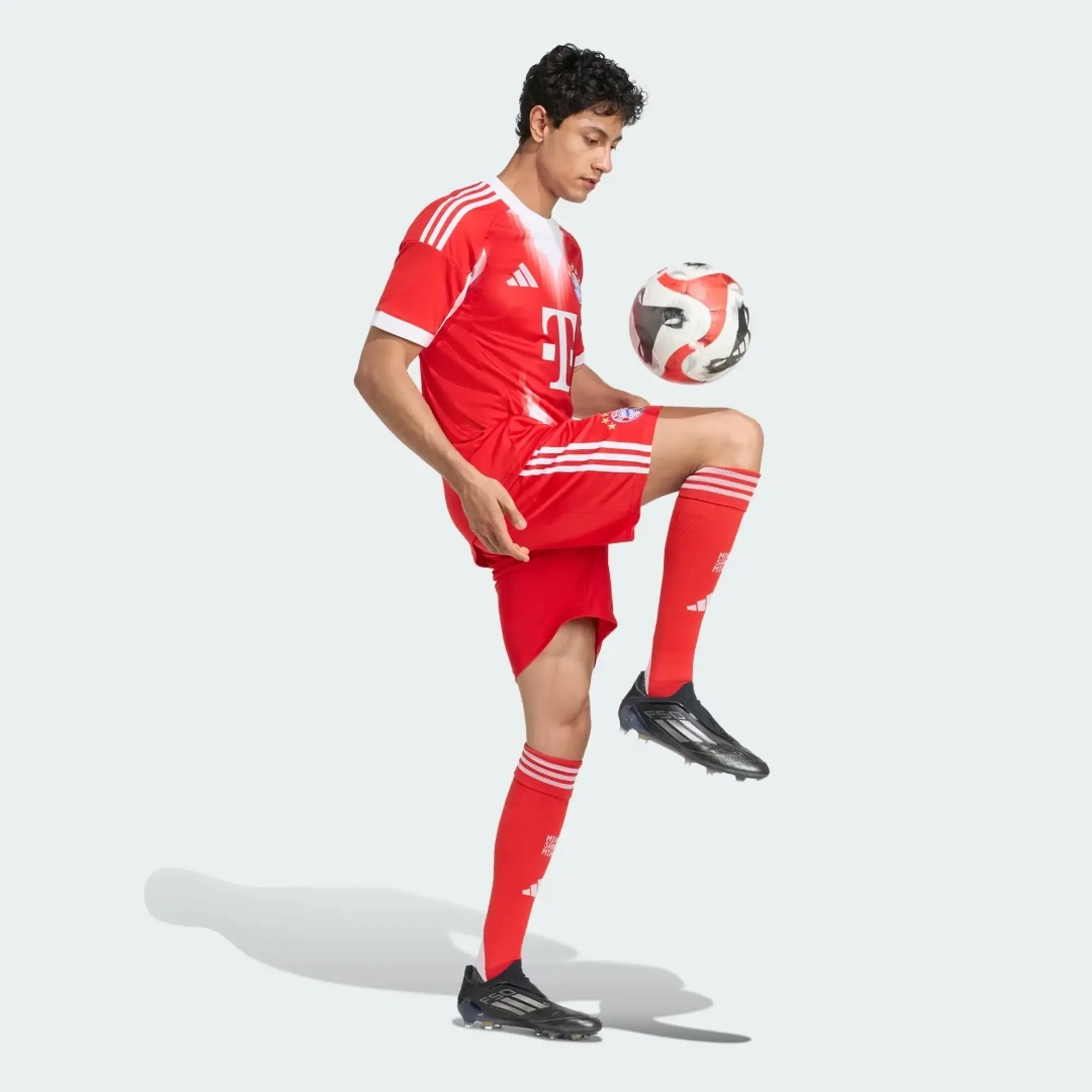 adidas FC Bayern 25/26 Home Shorts