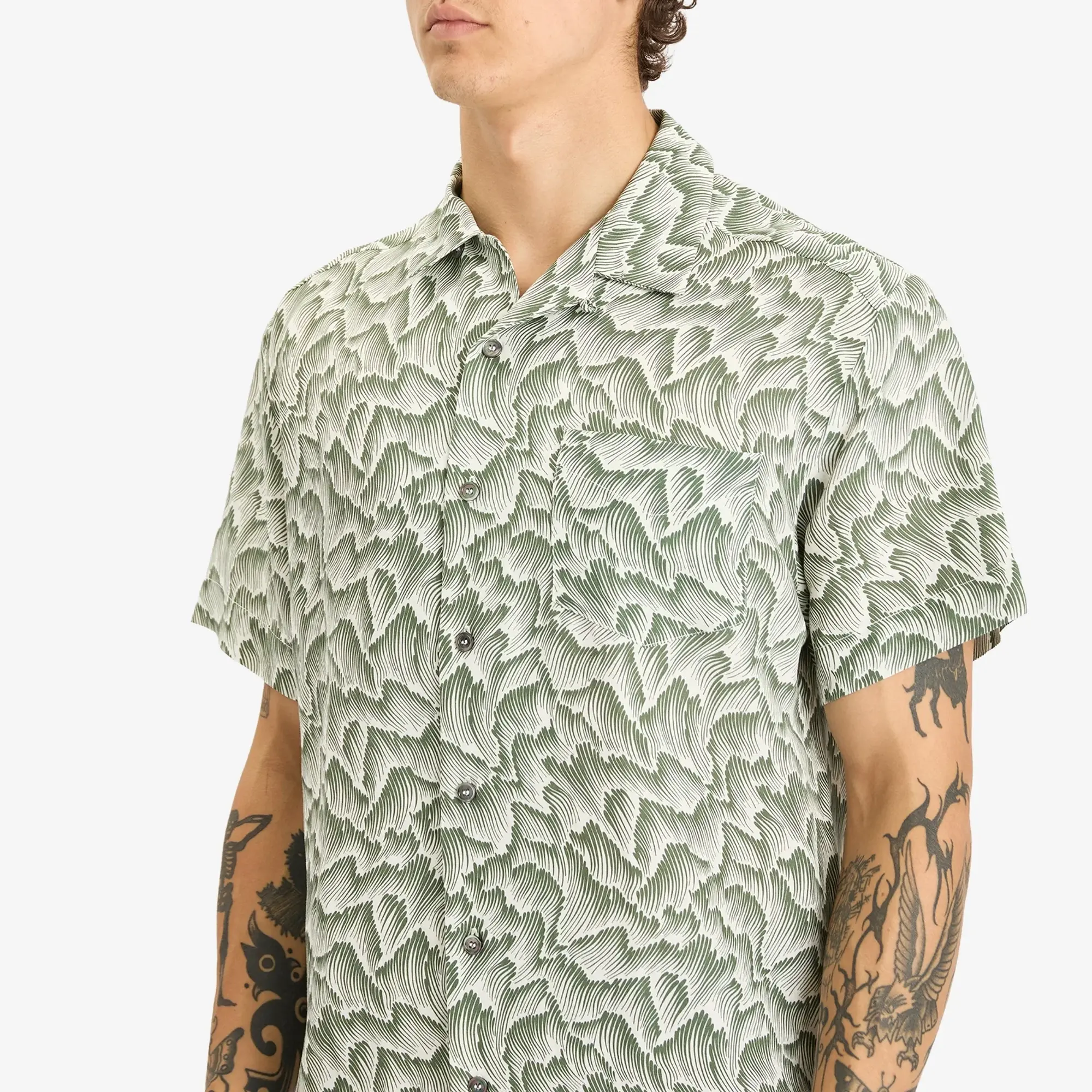 A.P.C. Men's Roy Wave Print Shirt Sleeve Shirt Dark Green