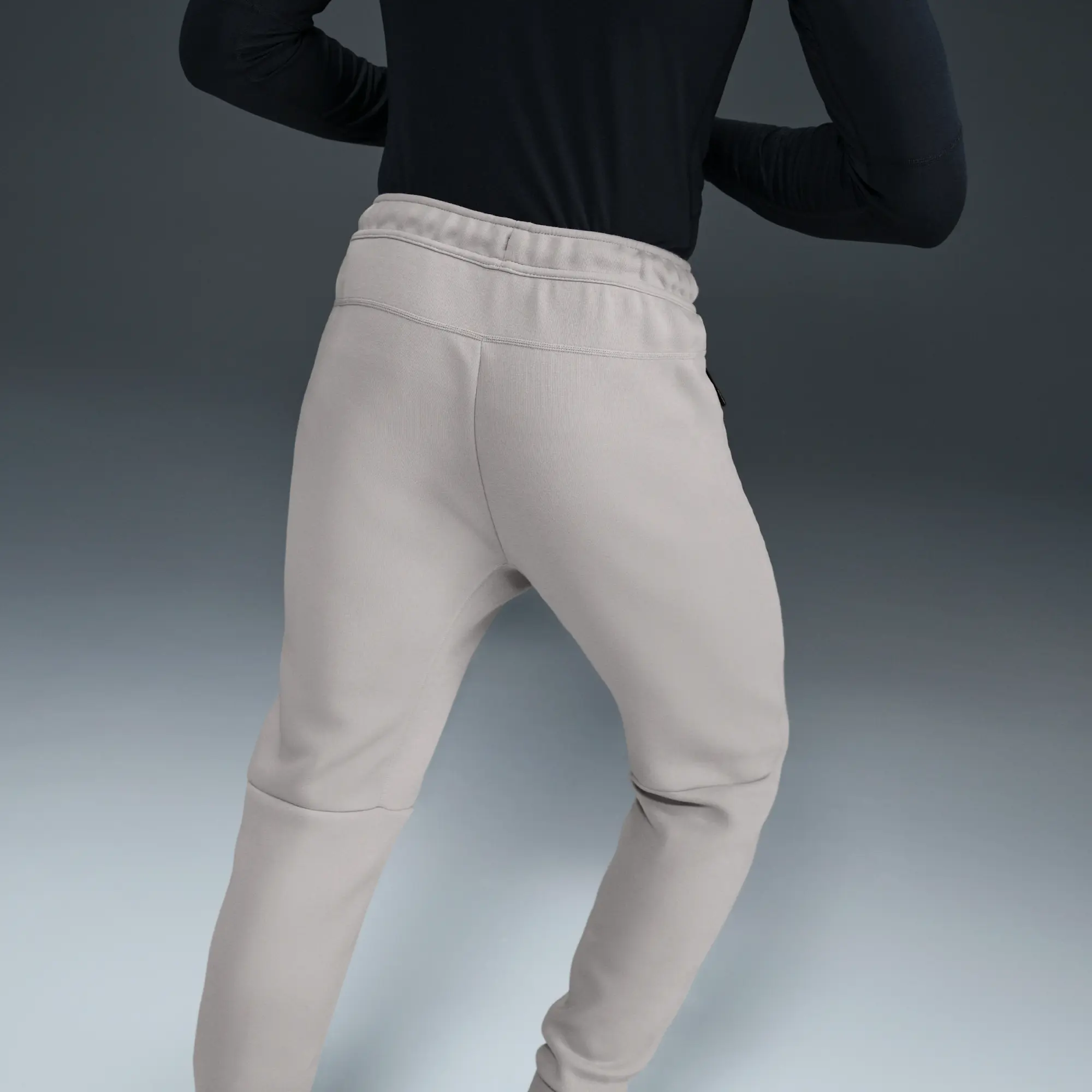 Tottenham Hotspur Tech Men's Nike Football Fleece Joggers - Grey - Cotton/Polyester