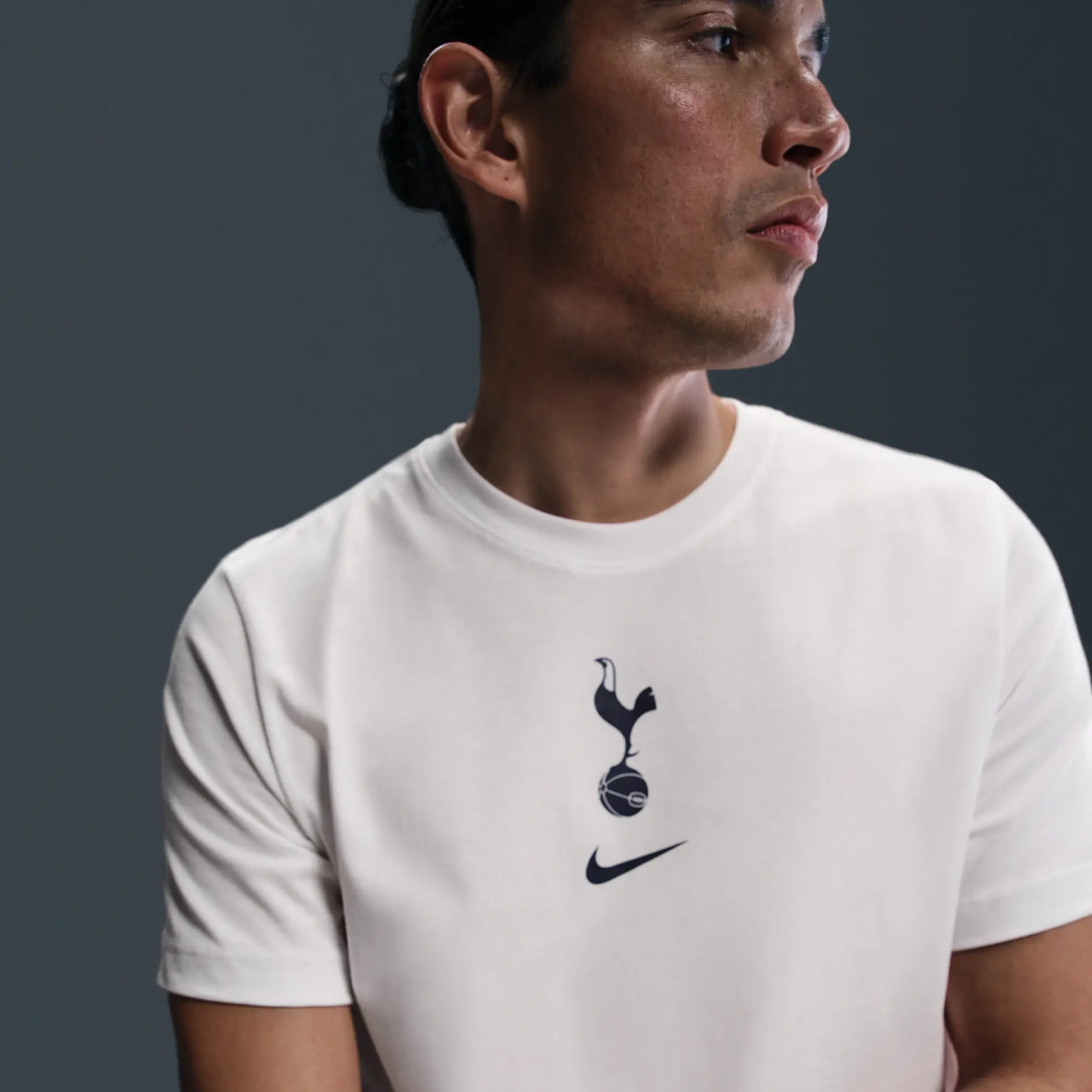 Tottenham Hotspur Men's Nike Football T-Shirt - White - Cotton