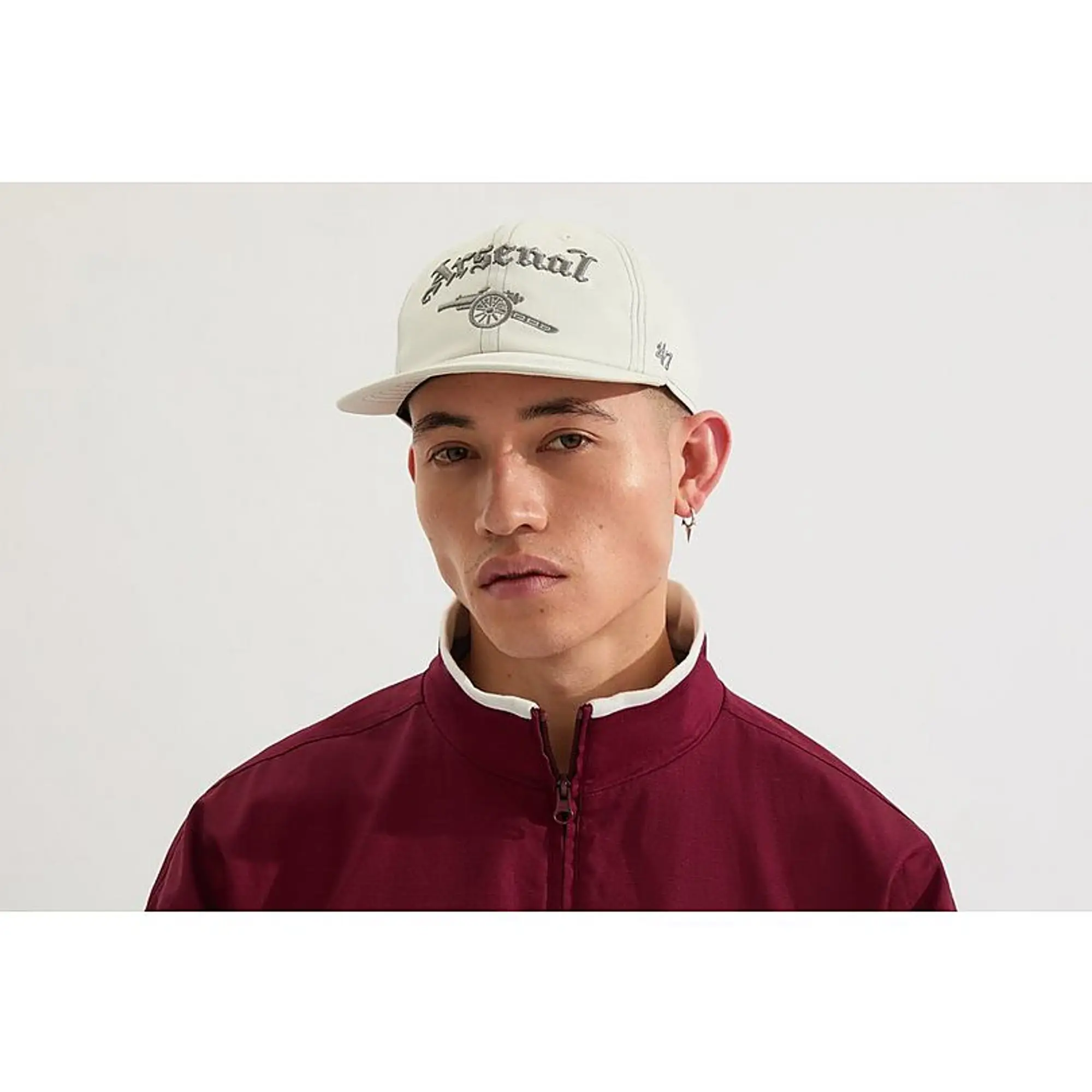 Arsenal 47 North London Gothic Cream Cannon Cap, Multicolor