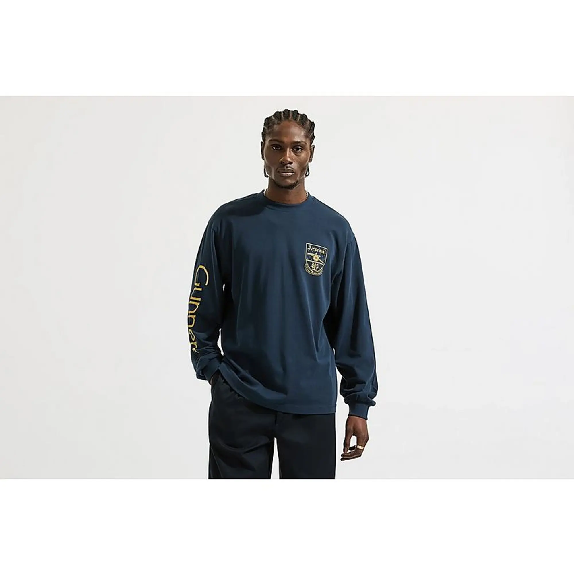 Arsenal Retro Crest Long Sleeved T-Shirt in Navy, Multicolor