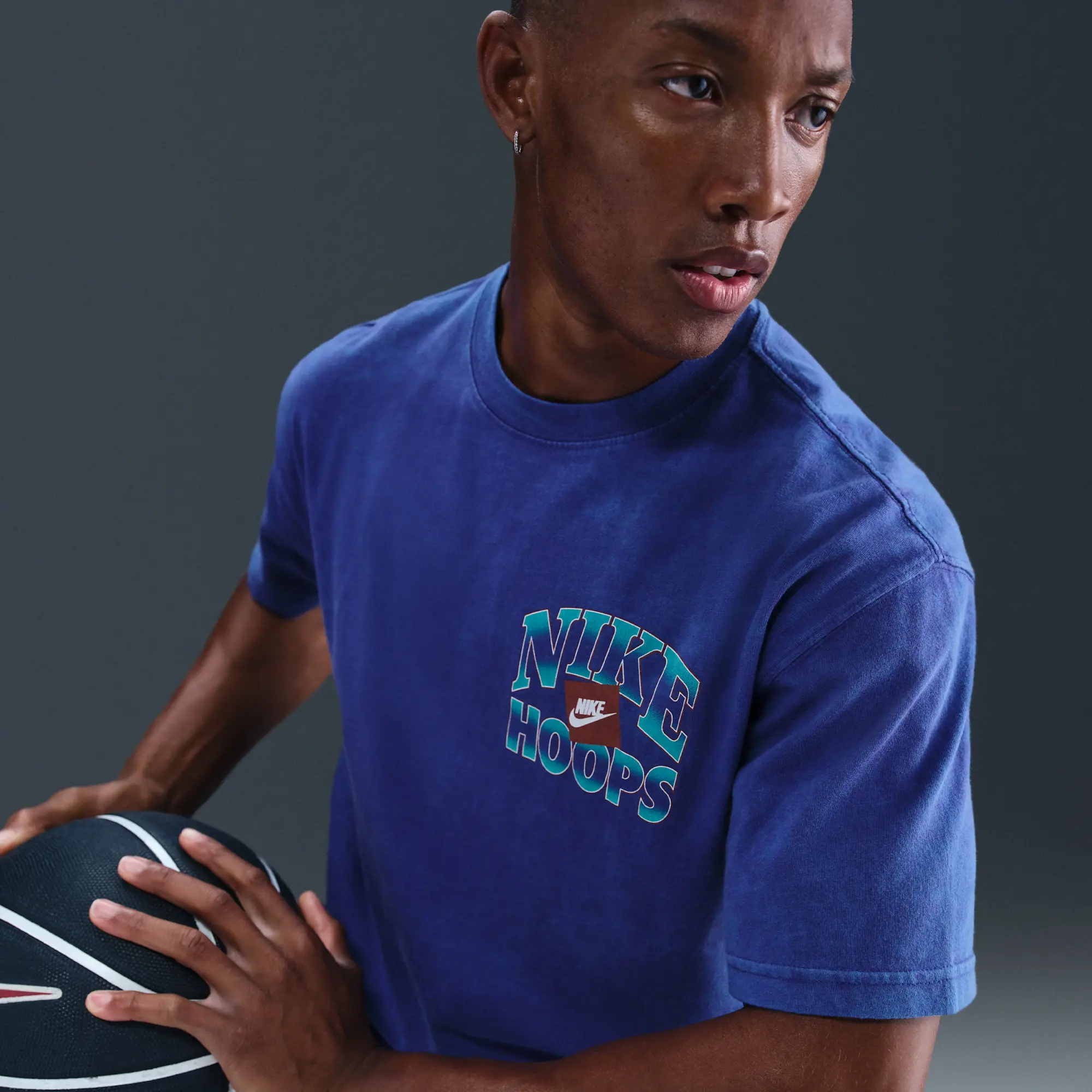 Nike Men's Max90 Basketball T-Shirt - Purple - Cotton