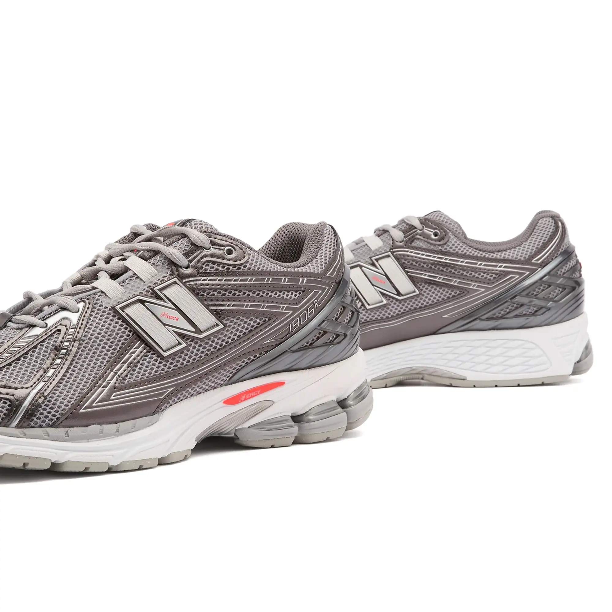 New Balance 1906R Sneaker Black Metallic