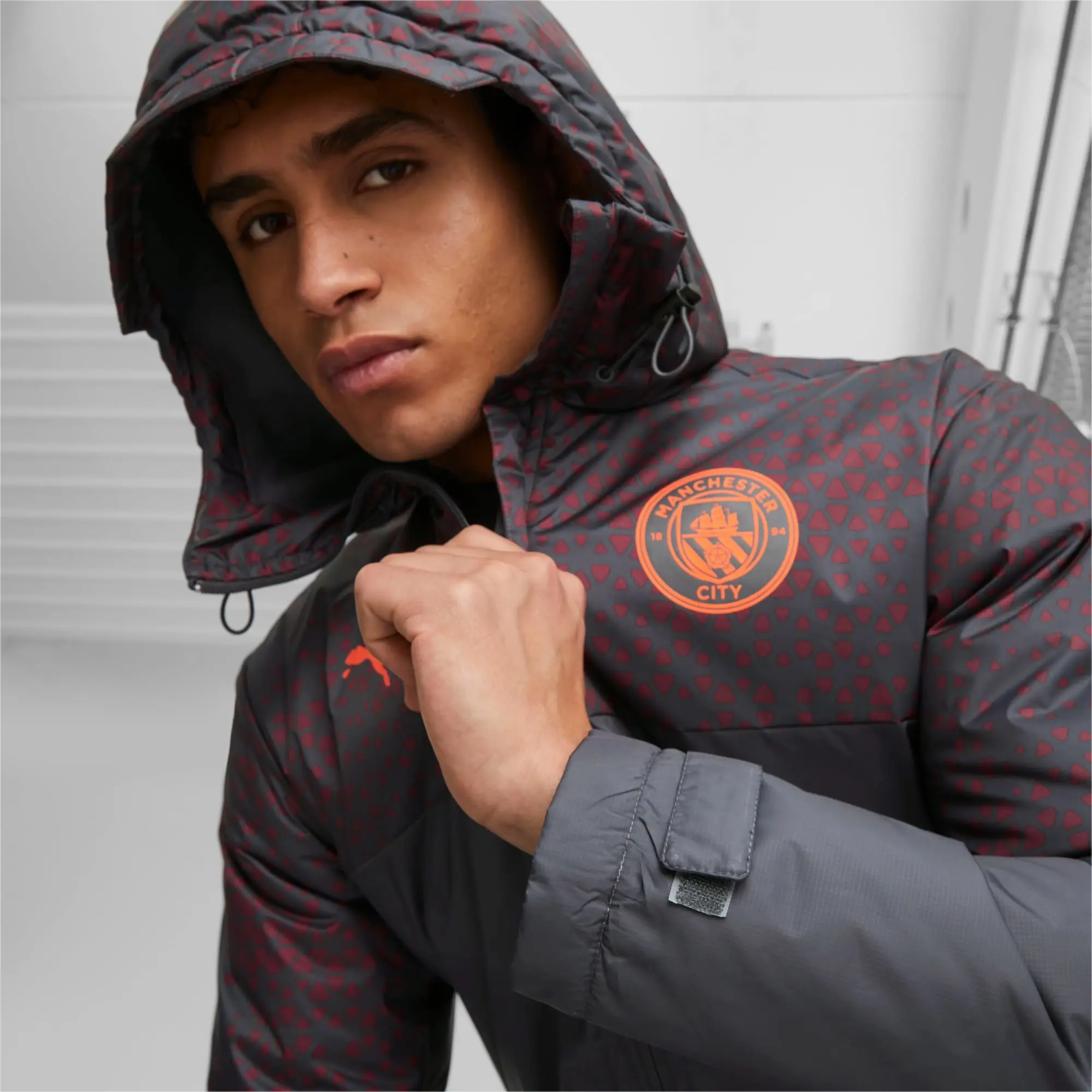 PUMA Manchester City Football Graphic Winter Jacket, Strongray/Aubergine, size 3XL