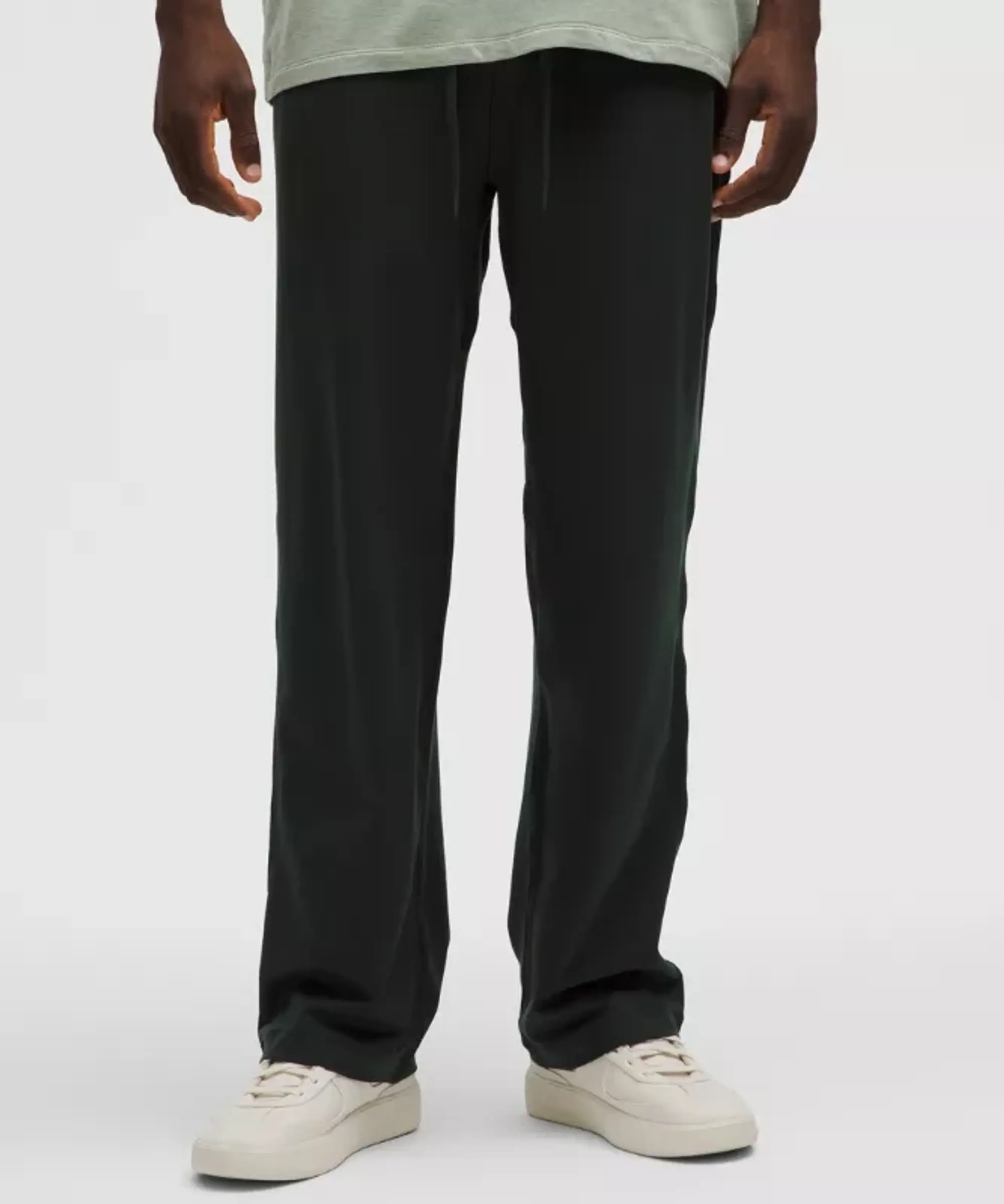 lululemon – Men's Soft Jersey Classic-Fit Trousers Regular – Color Green – Size L