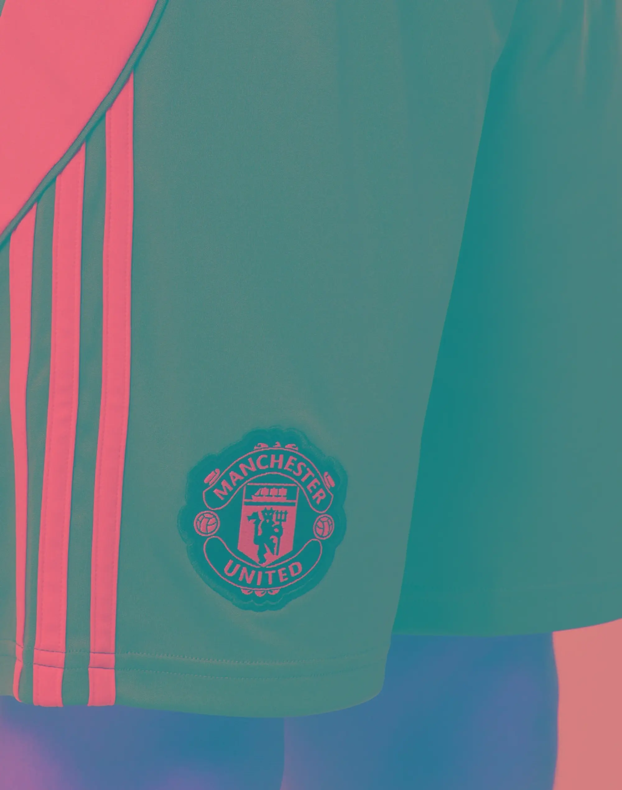 Manchester United Kids 25/26 Goalkeeper Shorts