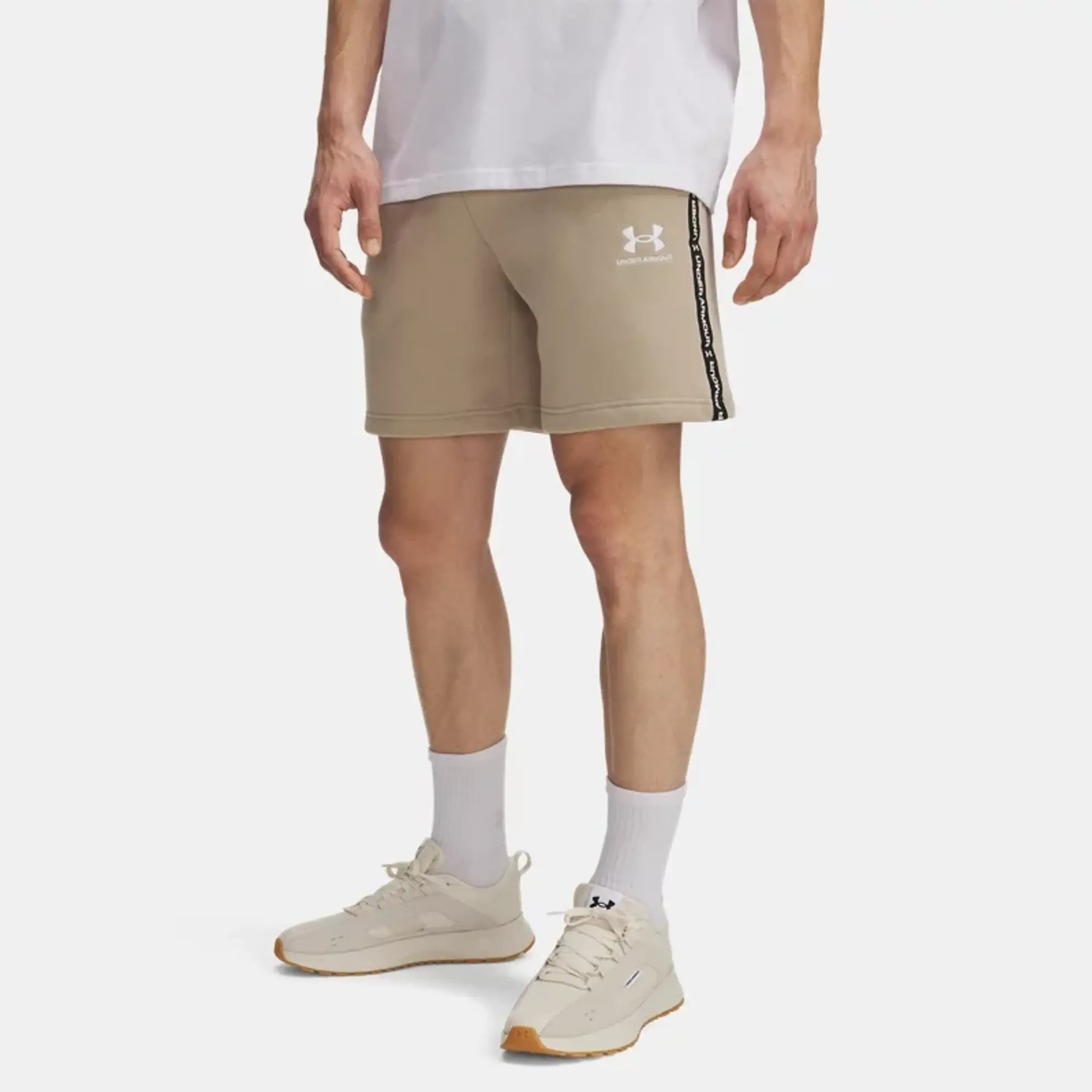 Under Armour  Icon Fleece Taping Men's 7.75" Shorts City Khaki / White L