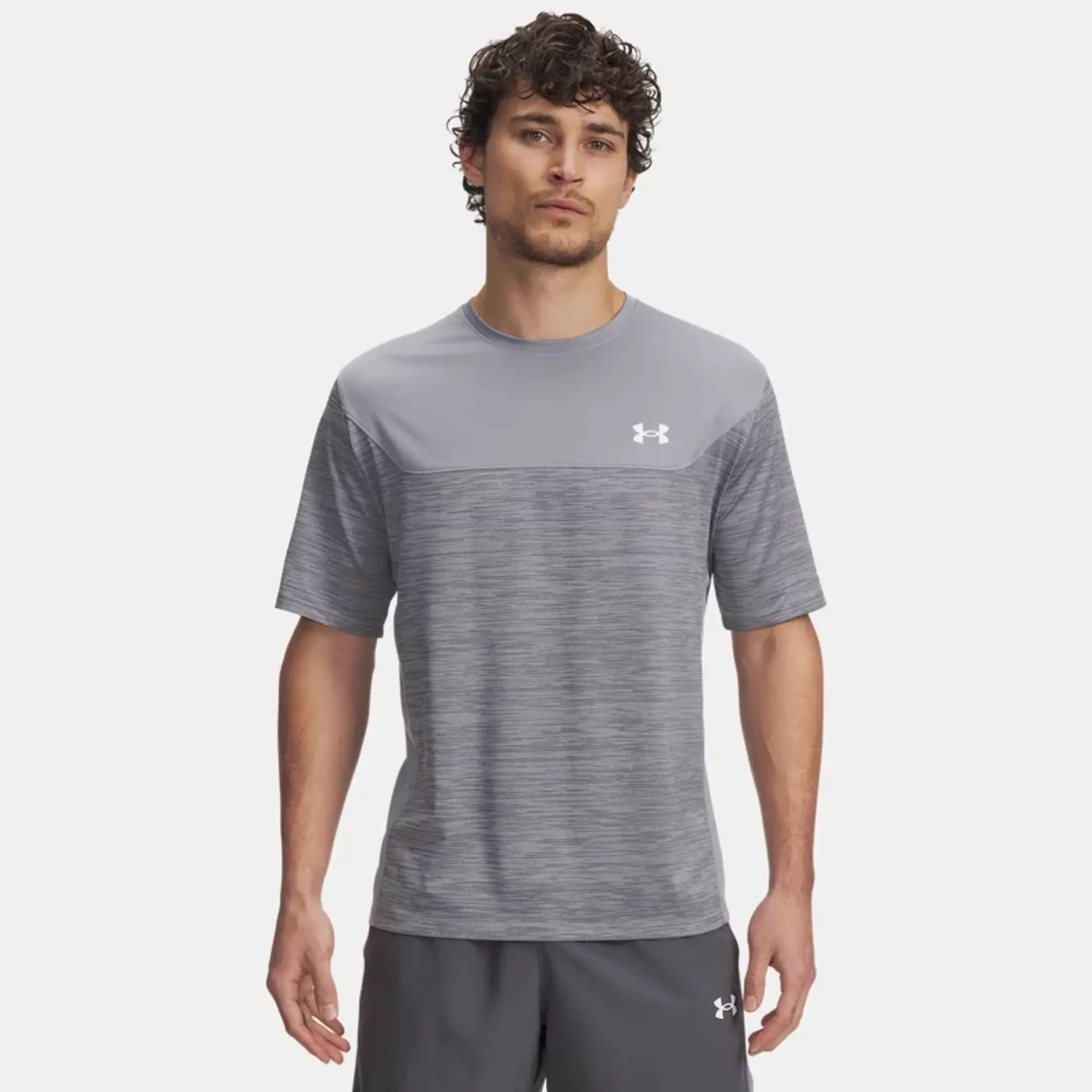 Under Armour  Tech™ Utility Men's Short Sleeve Steel / White L