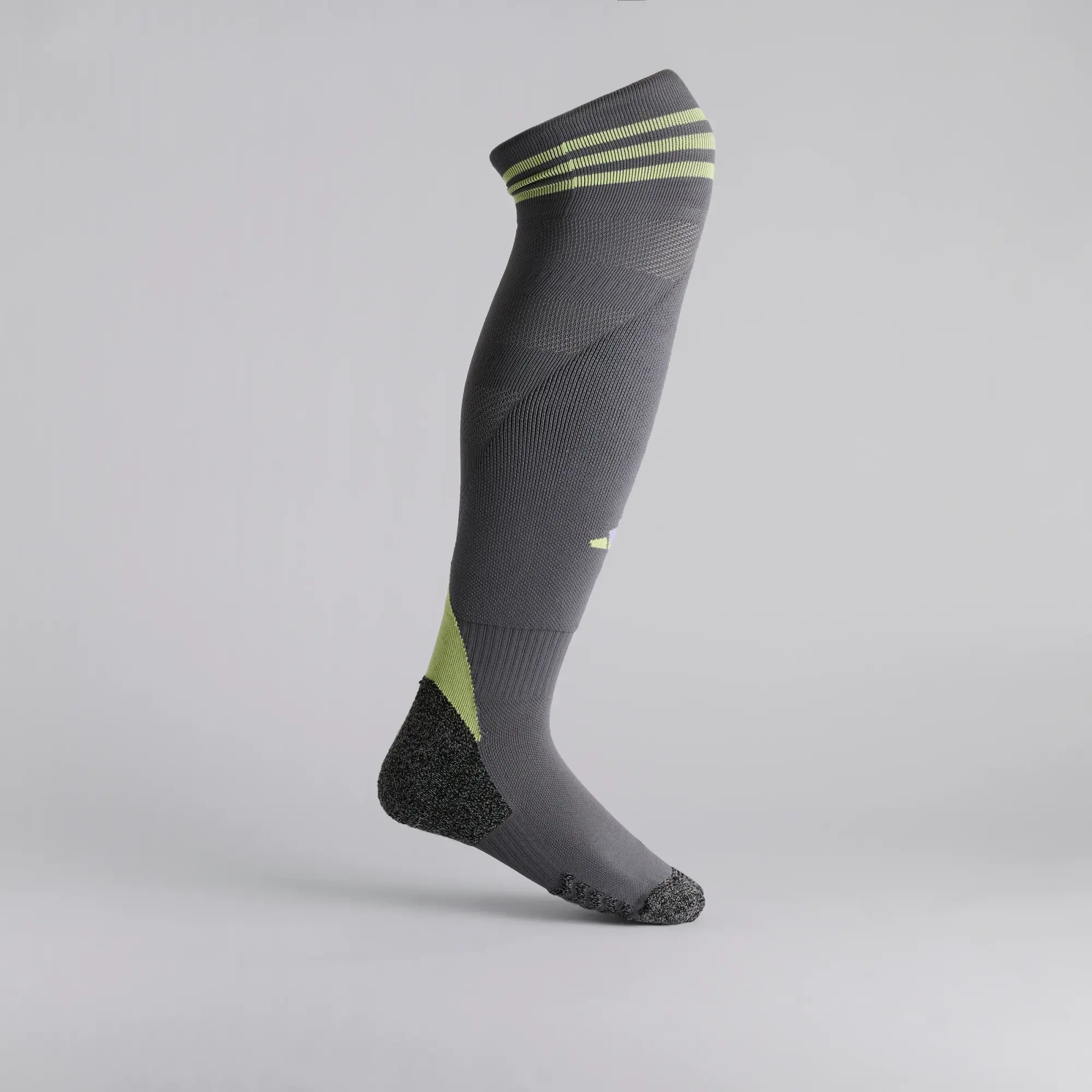 Manchester United 25/26 Home Goalkeeper Socks Grey