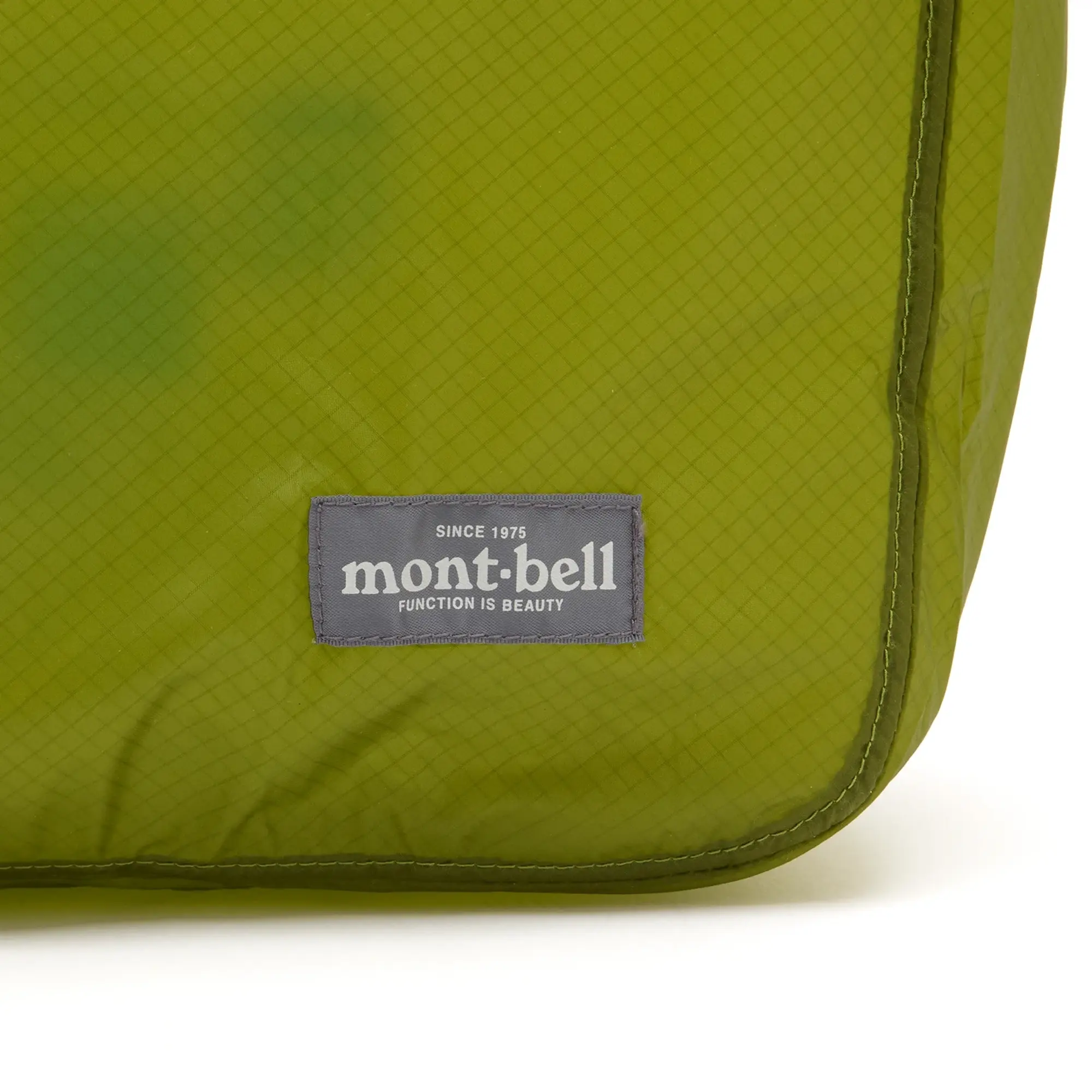 Montbell Men's U.L. Mono Bag - M Leaf Green