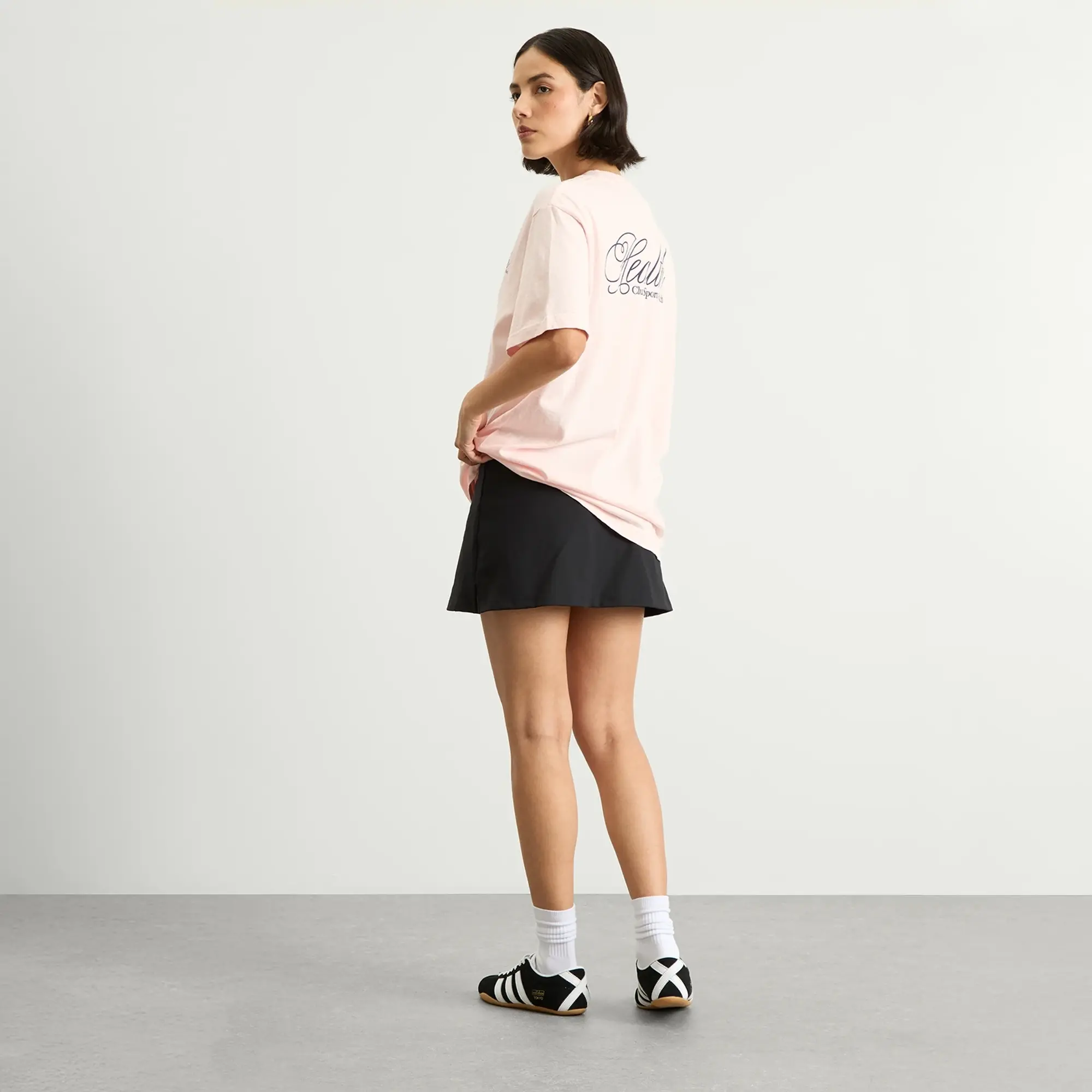 Sporty & Rich Women's Health Script T-Shirt Pink Dolphin