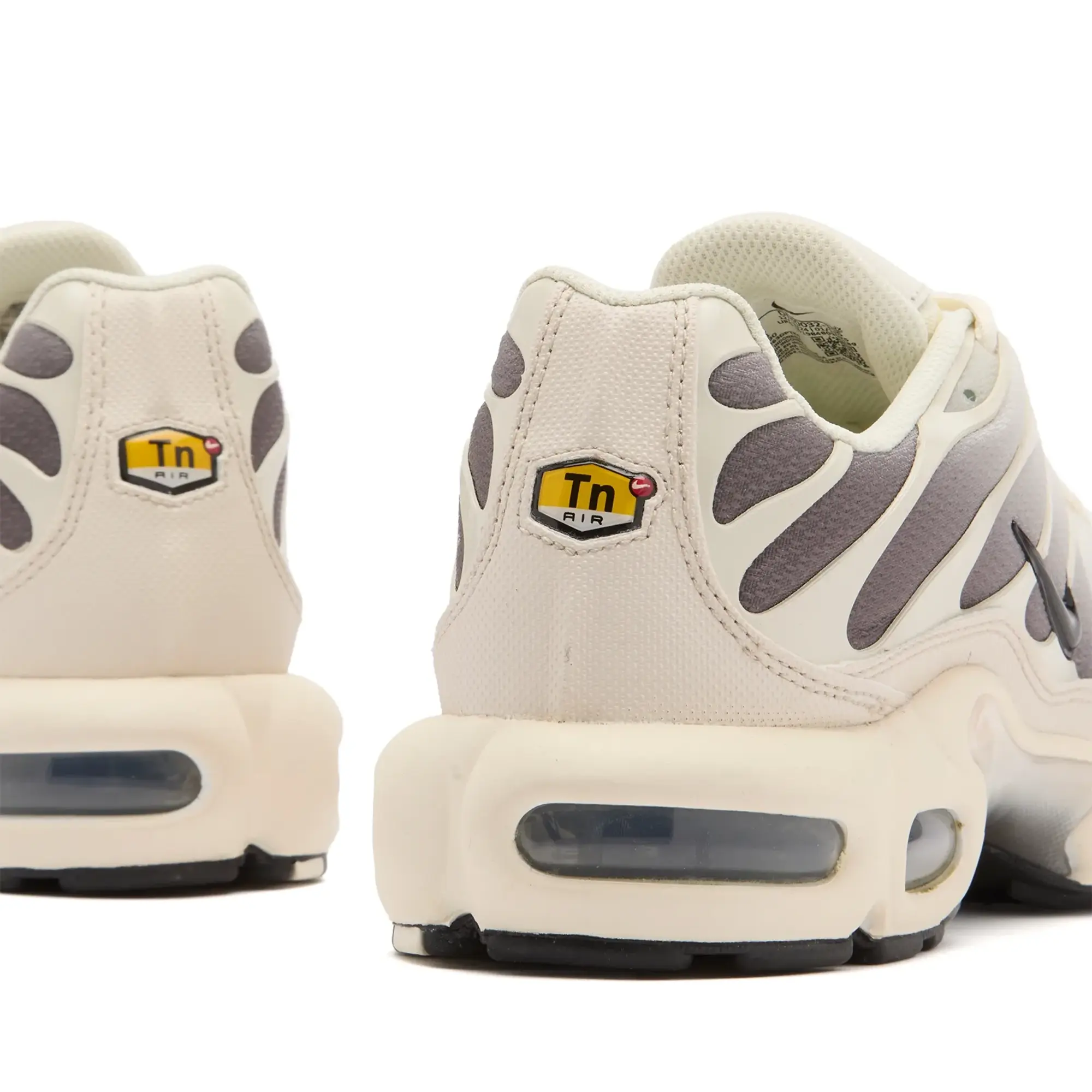Nike Men's Air Max Plus Og Sneaker Brown/Pearl/Stone