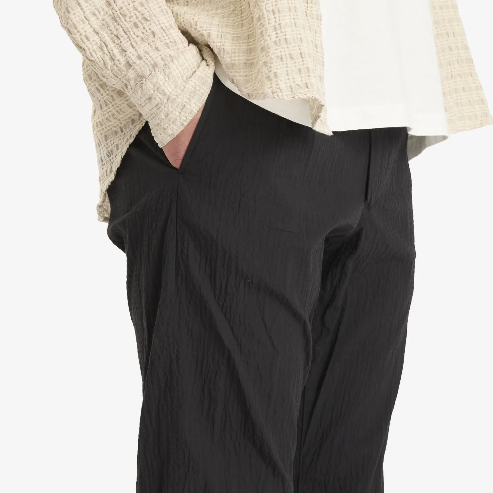 NN07 Men's Bill Pleated Seersucker Trousers Black