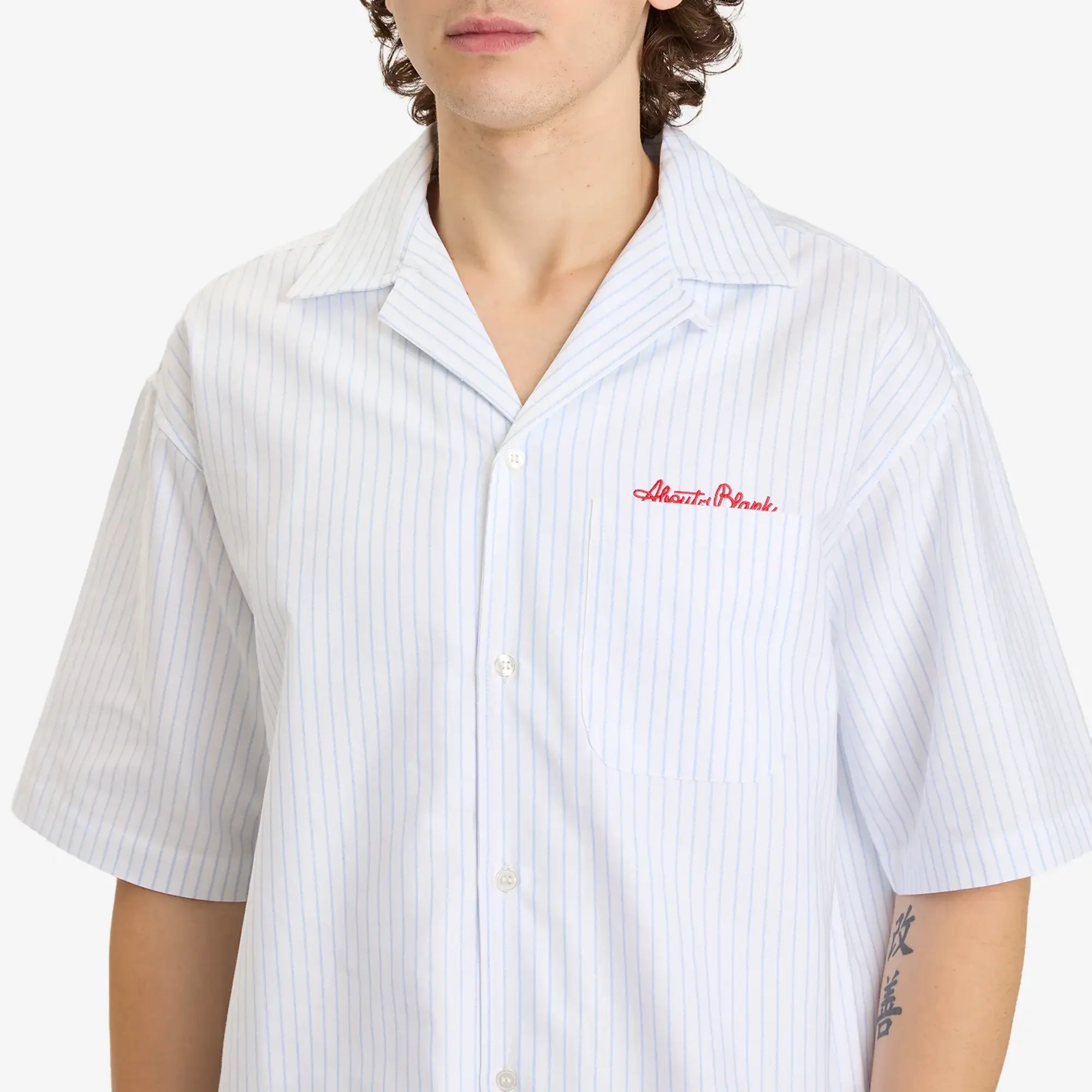 about:blank Men's Script Vacation Shirt White/Blue