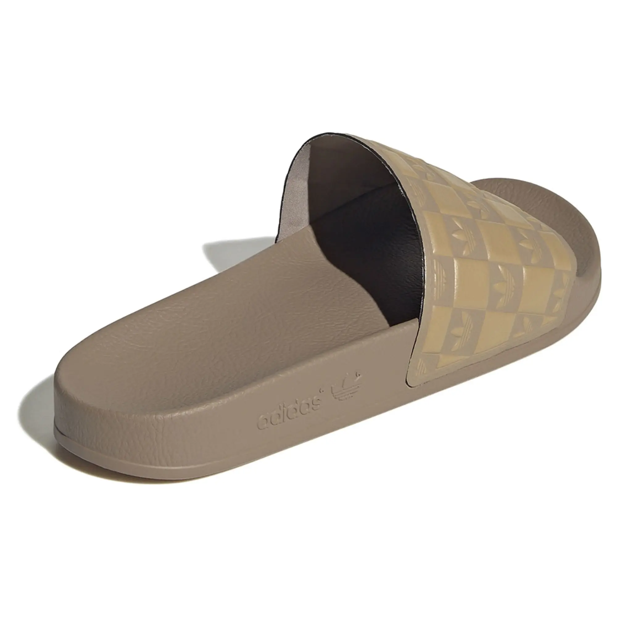 ADILETTE