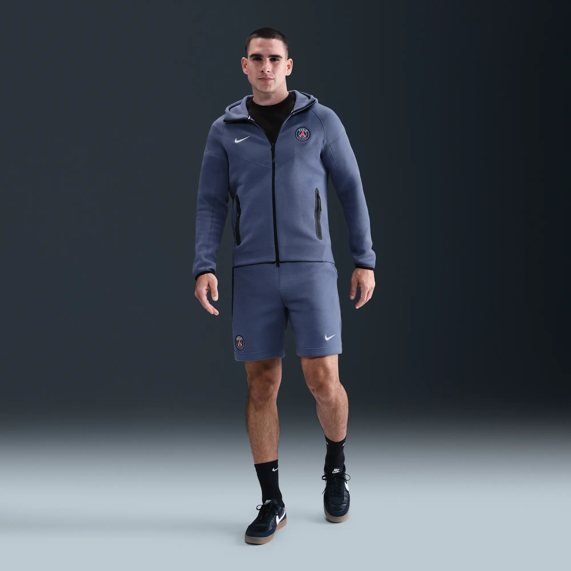 Paris Saint-Germain Tech Men's Nike Football Fleece Shorts - Blue - Cotton/Polyester