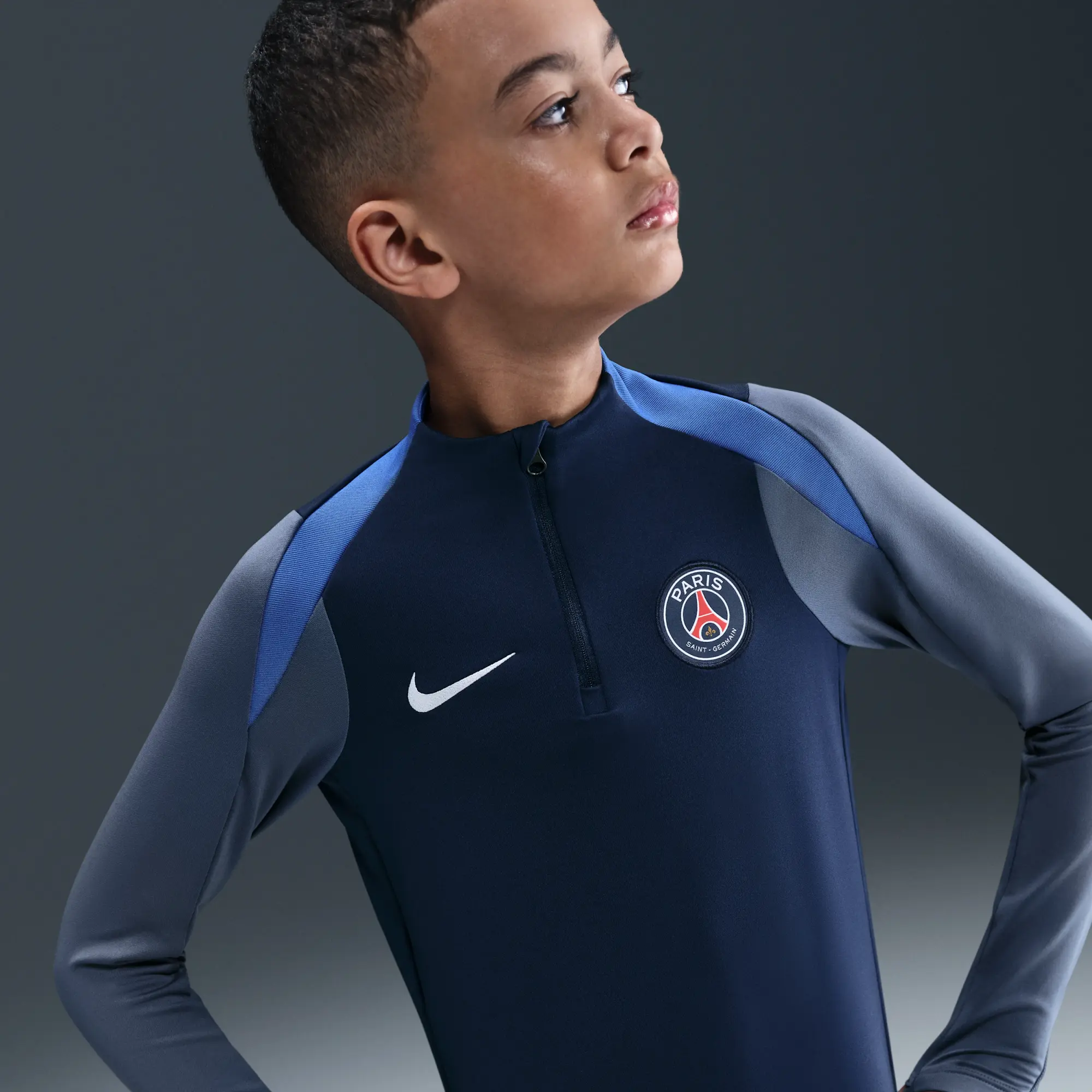 Paris Saint-Germain Strike Older Kids' Nike Dri-FIT Football Drill Top - Blue - Polyester/Elastane