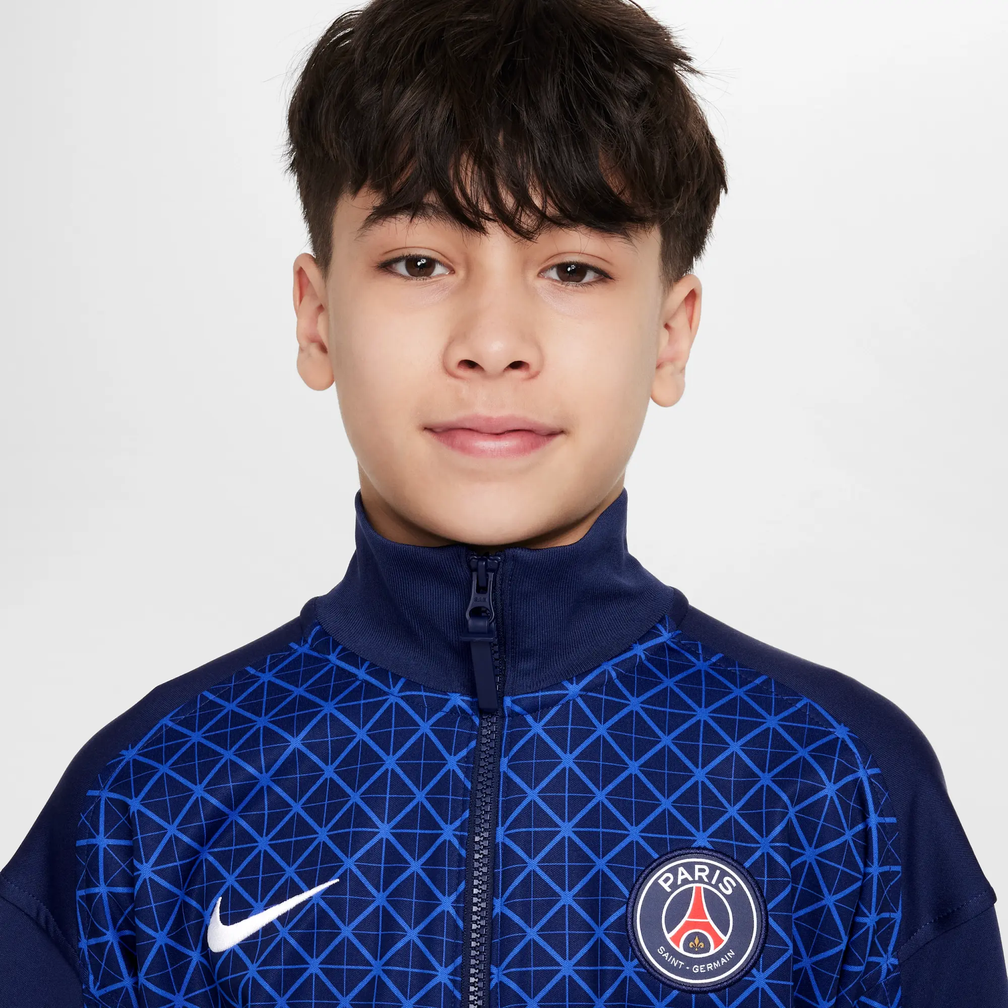 Paris Saint-Germain Academy Pro Home Older Kids' Nike Dri-FIT Football Anthem Jacket - Blue - Polyester