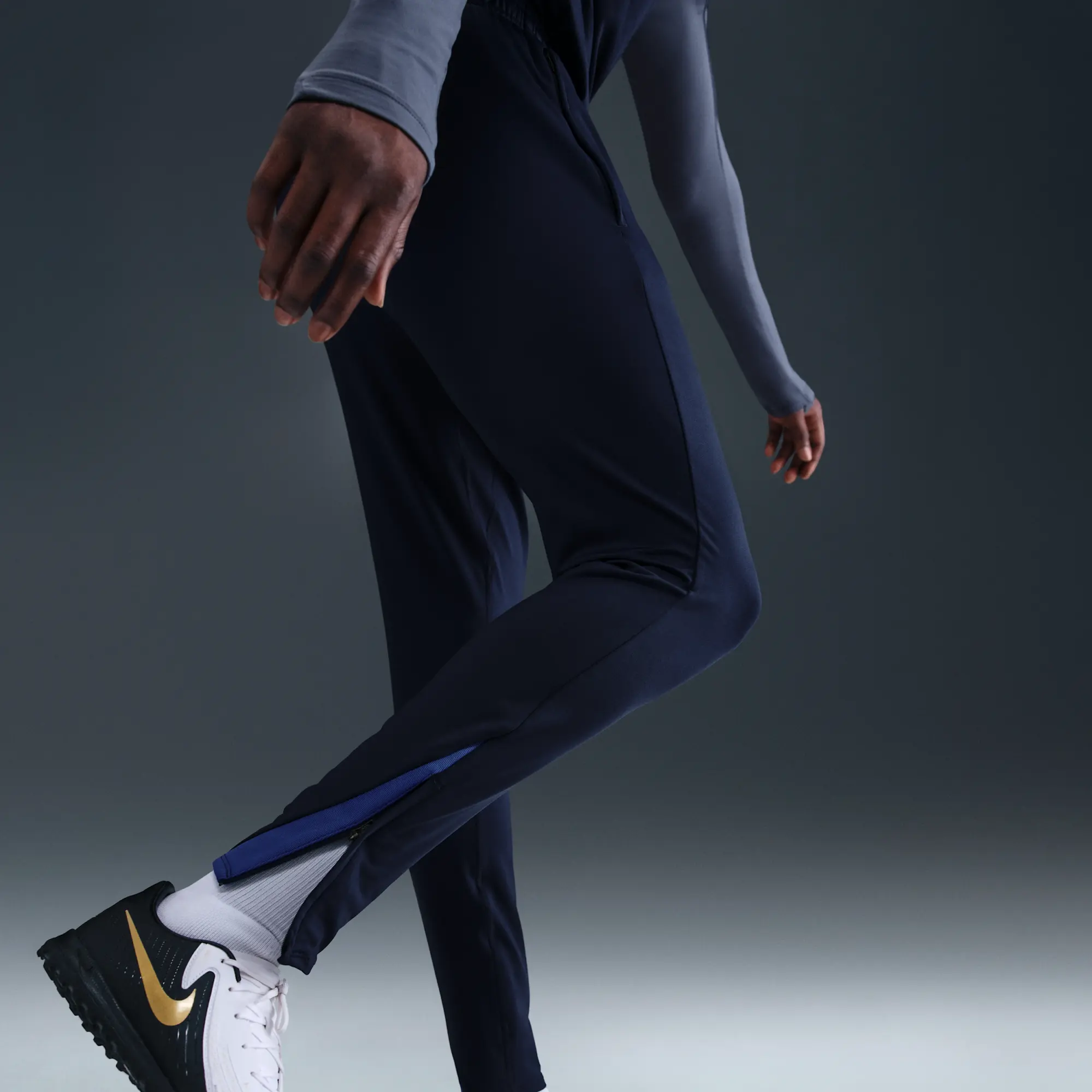 Paris Saint-Germain Strike Men's Nike Dri-FIT Football Knit Pants - Blue - Polyester/Elastane