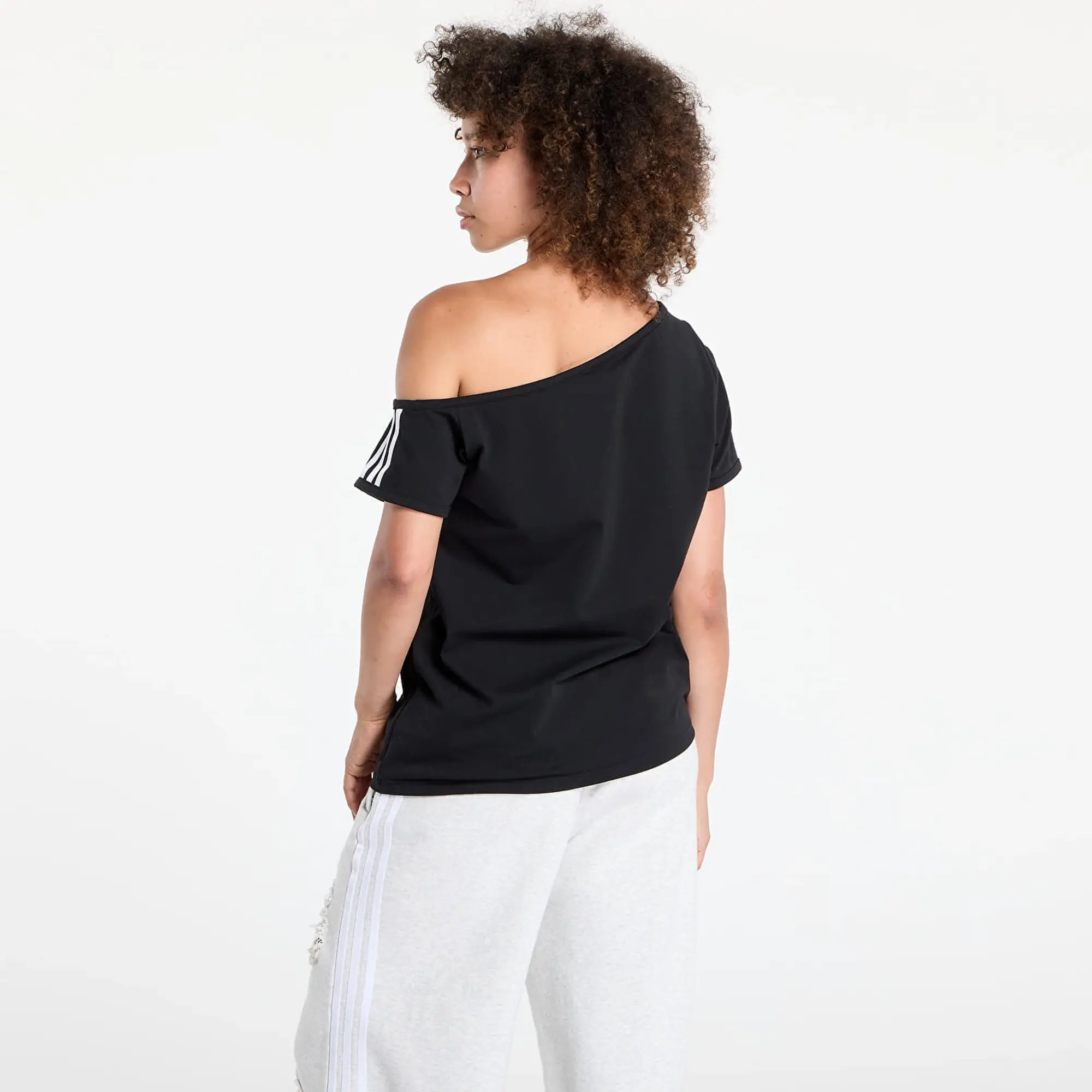 T-Shirt Adidas Originals Campus 2000 Off Shoulder T-Shirt Black Xs