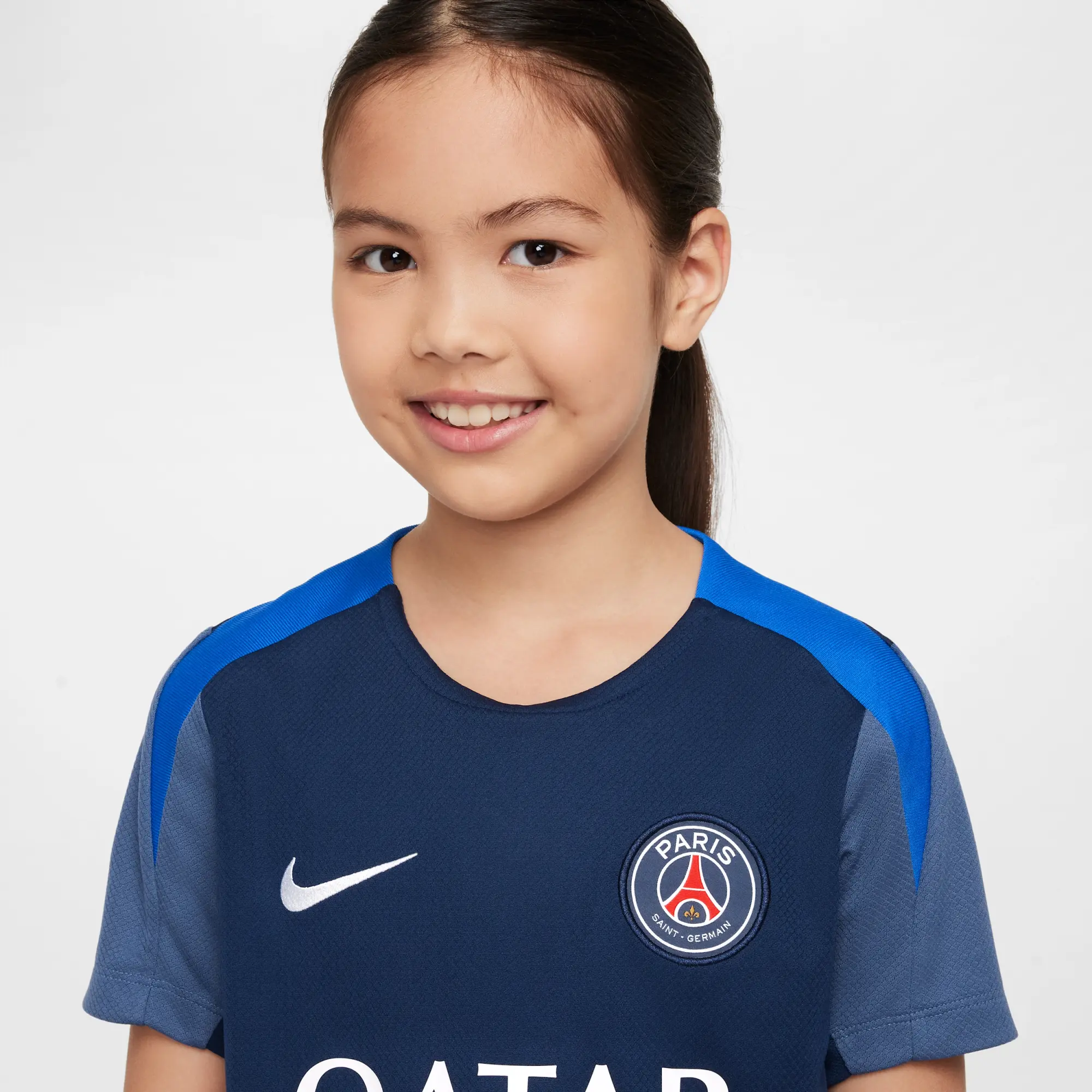 Paris Saint-Germain Strike Older Kids' Nike Dri-FIT Football Short-Sleeve Top - Blue - Polyester