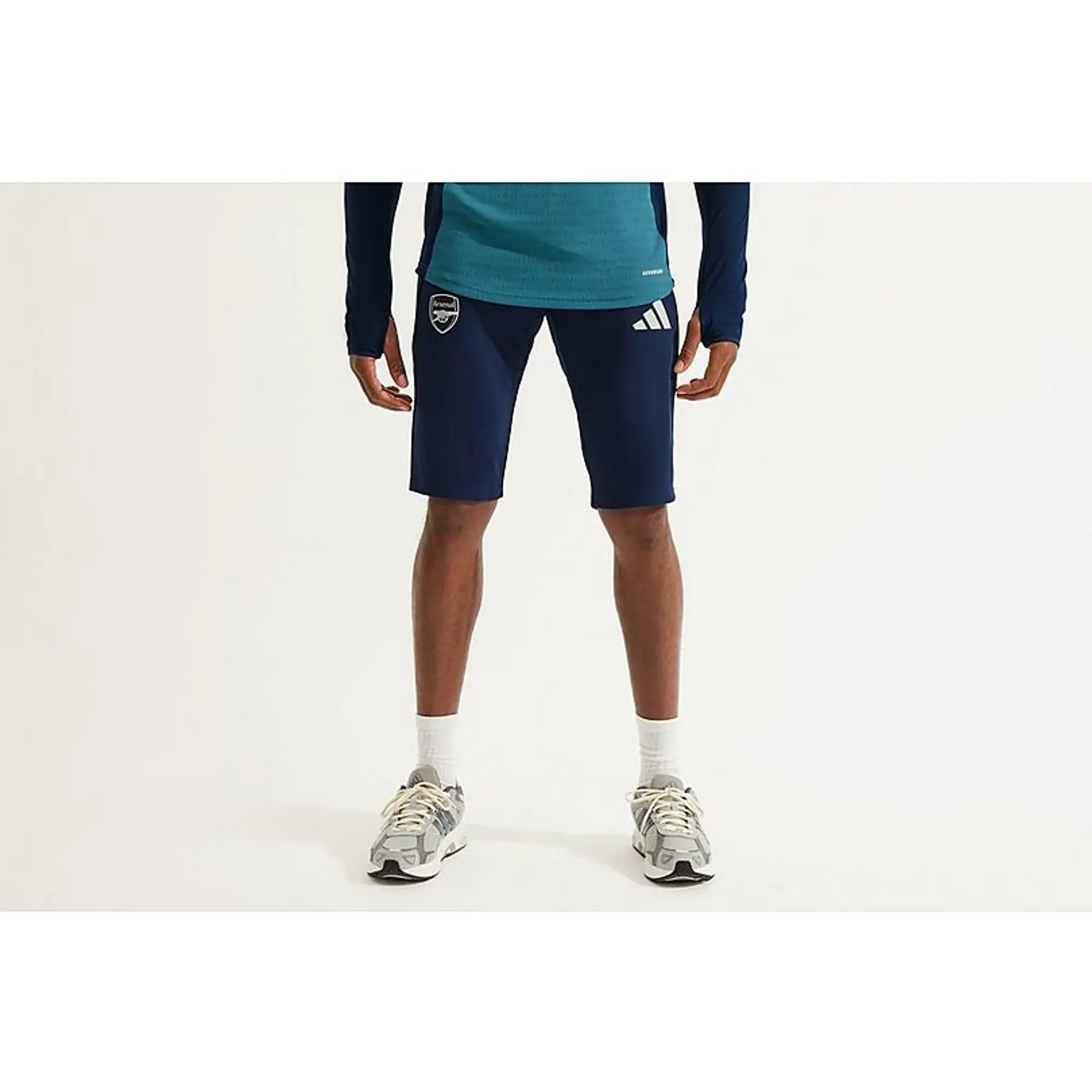 Arsenal adidas 25/26 1/2 Training Pants, Multicolor
